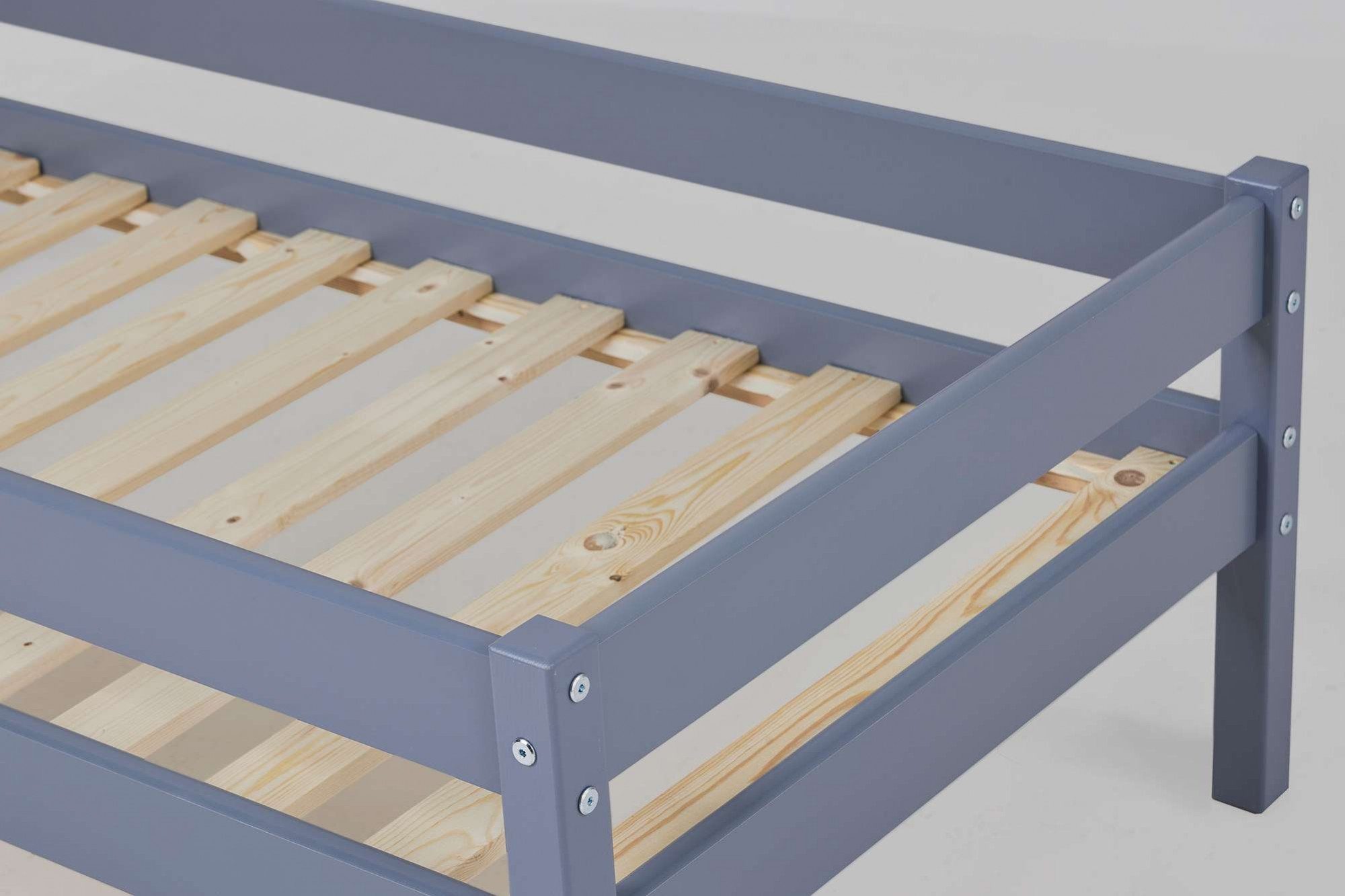 Lüttenhütt Kinderbed ECO One Kinderbed met valbeveiliging en ladder, keuze uit 3 kleuren en matrassen