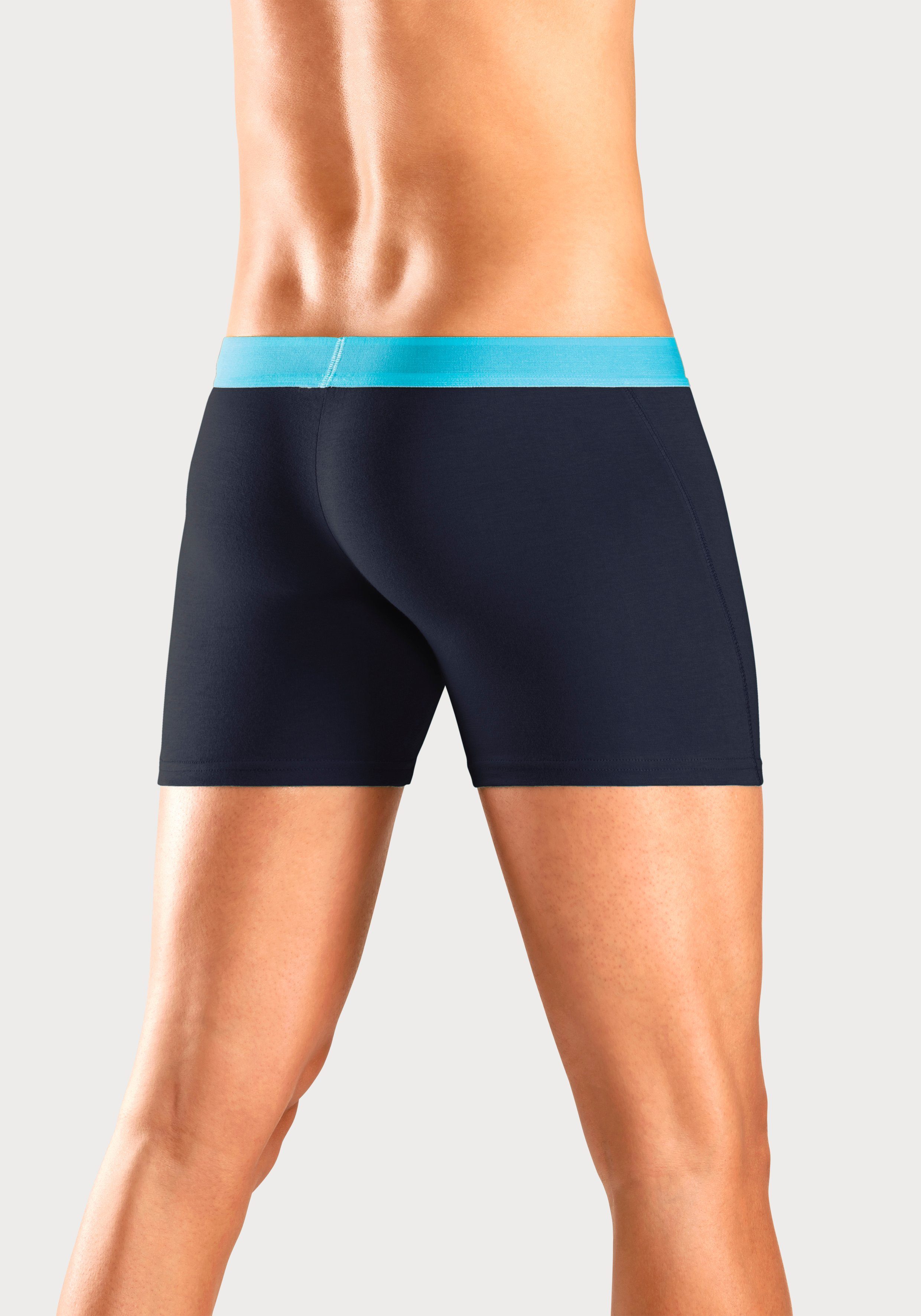 Bruno Banani Boxershort voor heren met langere pijpen en opvallende logo-tailleband (set, 4 stuks)