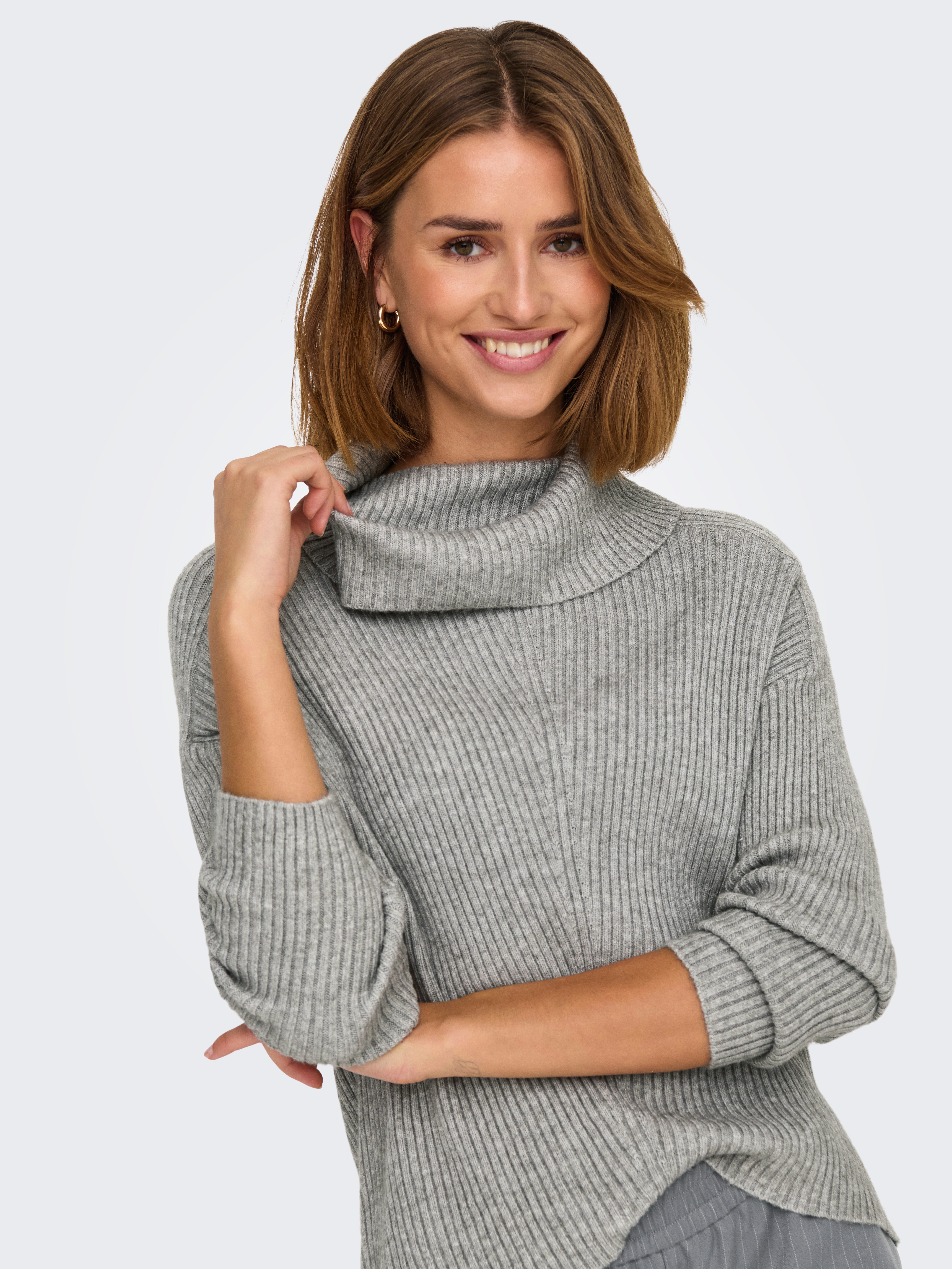 Only Coltrui ONLKATIA LS SADDLE ROLL NECK CC KNT