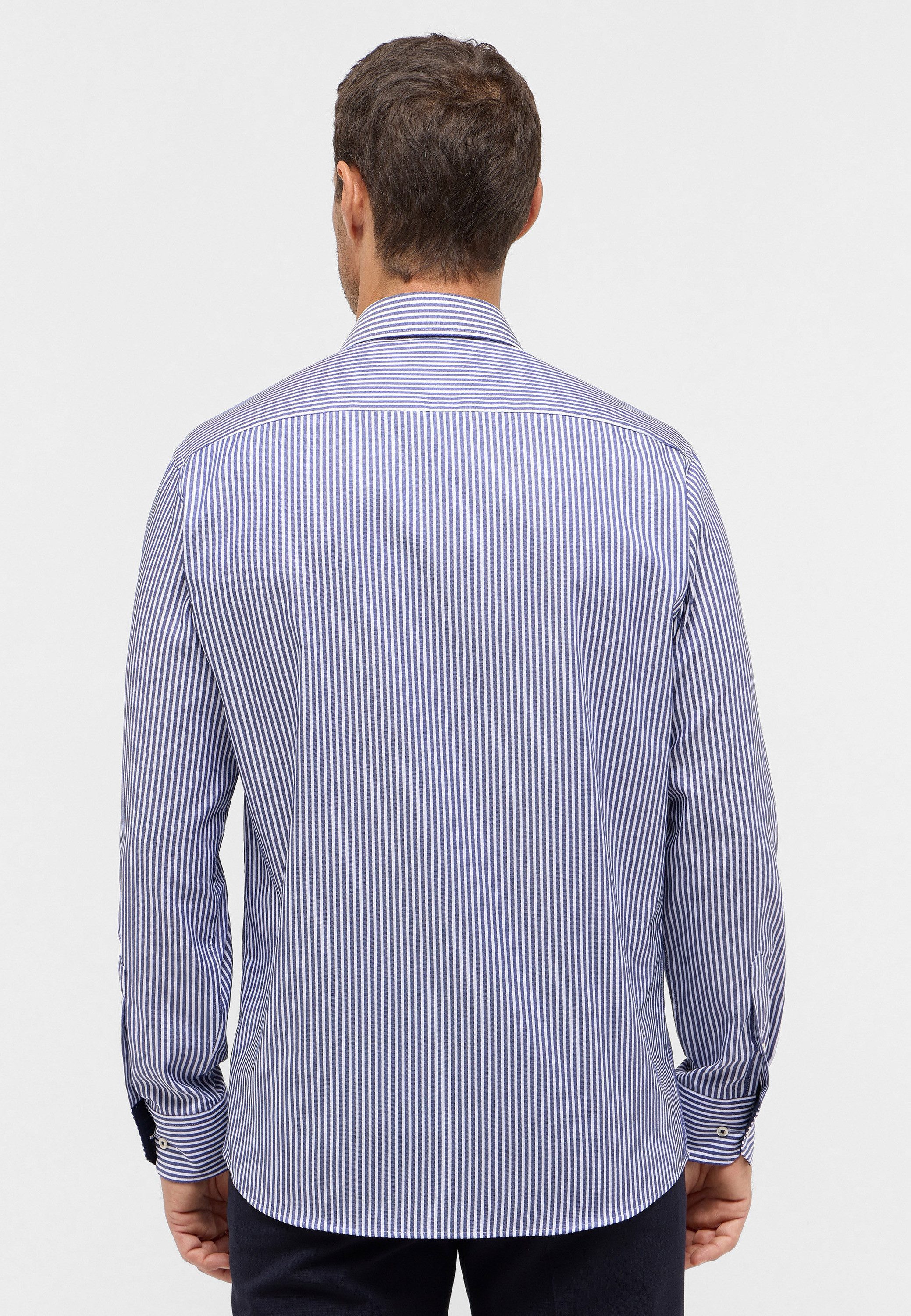 Eterna Overhemd met lange mouwen MODERN FIT NON IRON (strijkvrij)
