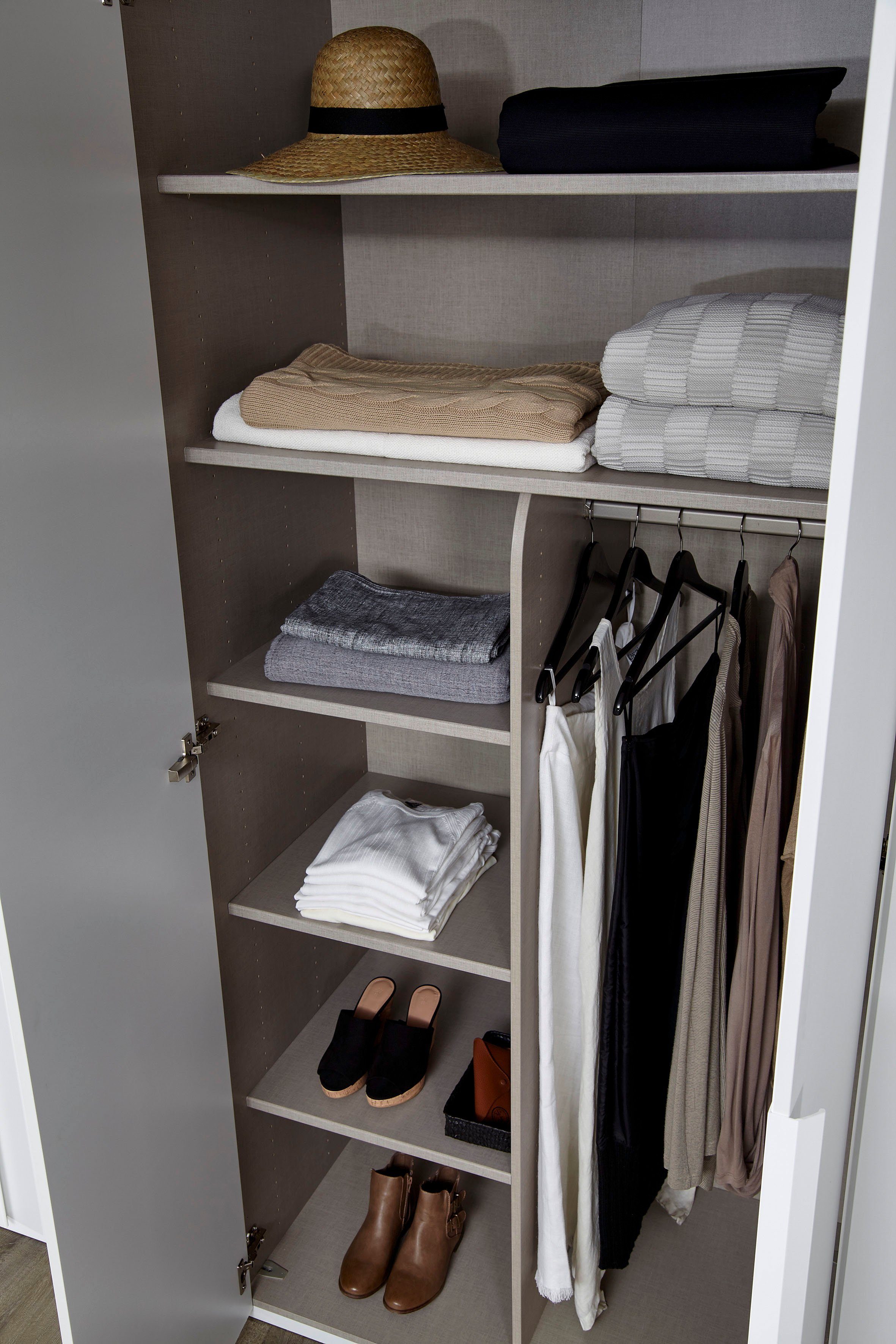 rauch Draaideurkast Kledingkast kast garderobe linnenkast PURISMA in eenvoudige