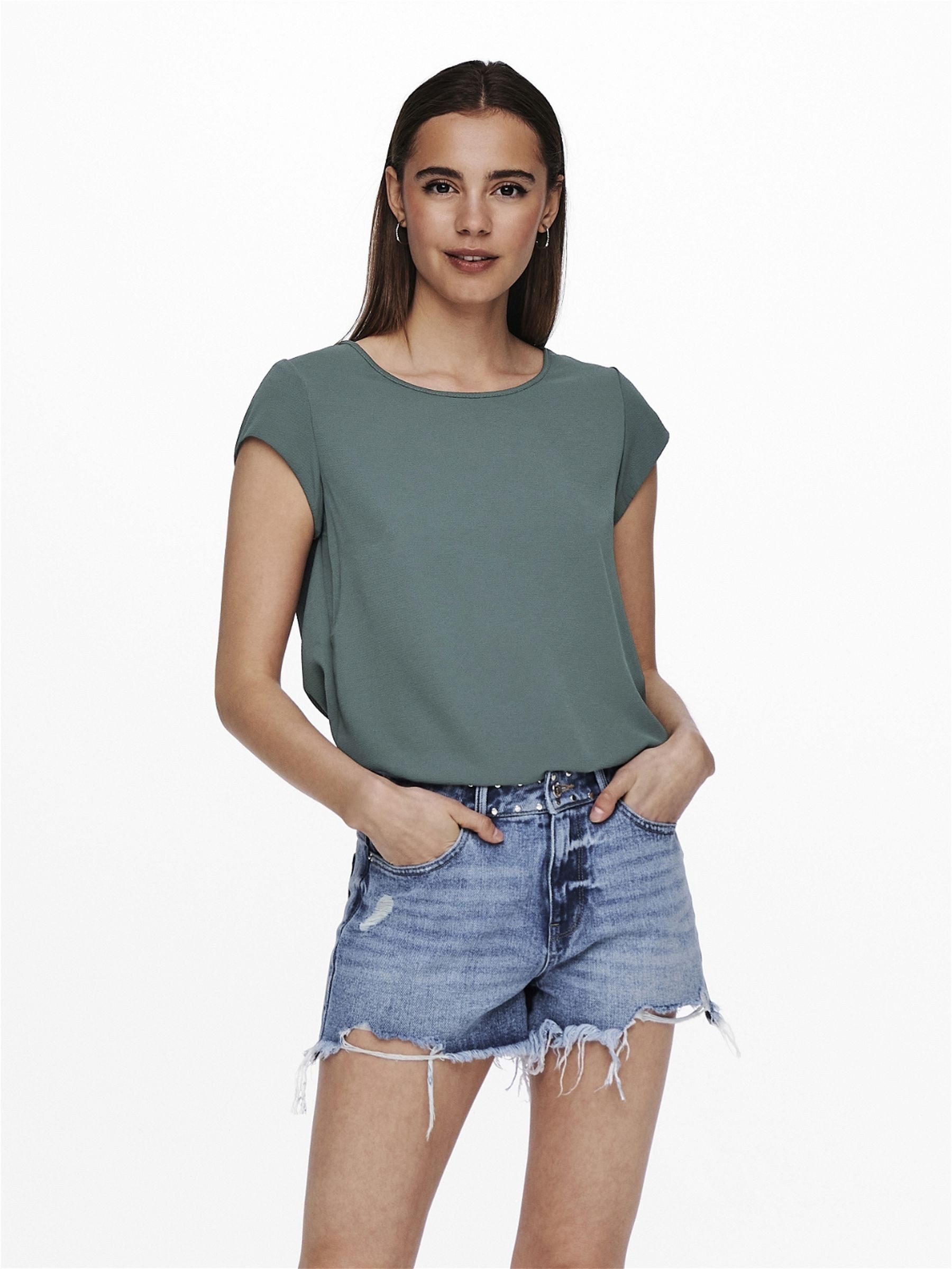 Only Blouse met korte mouwen ONLVIC S/S SOLID TOP NOOS PTM