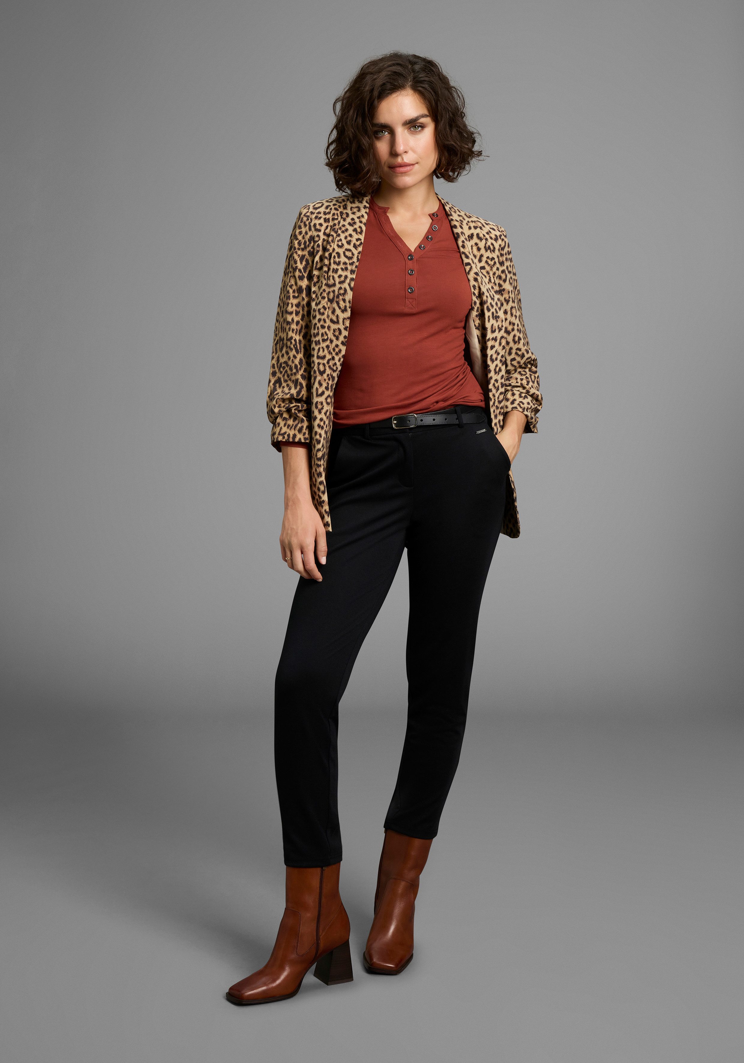 Laura Scott Longsleeve
