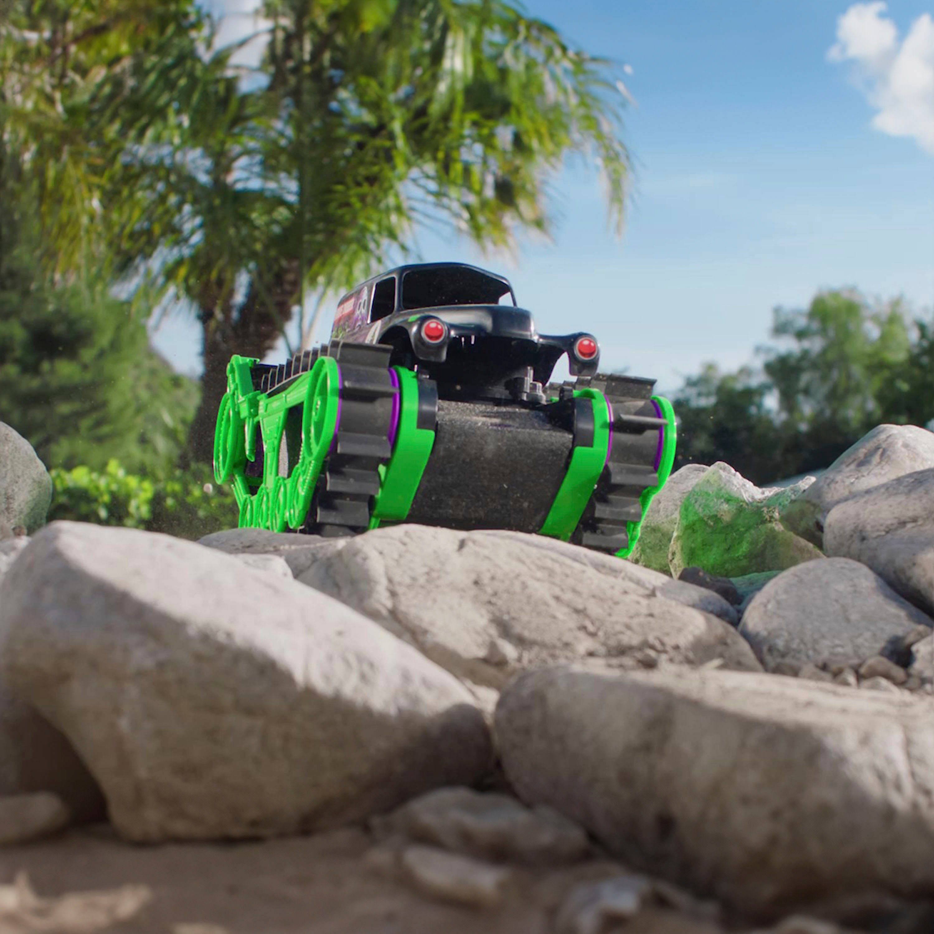 Spin Master Rc-monstertruck Monster Jam - Grave Digger Trax All-terrain, terreinvaardig op de oever en in het water