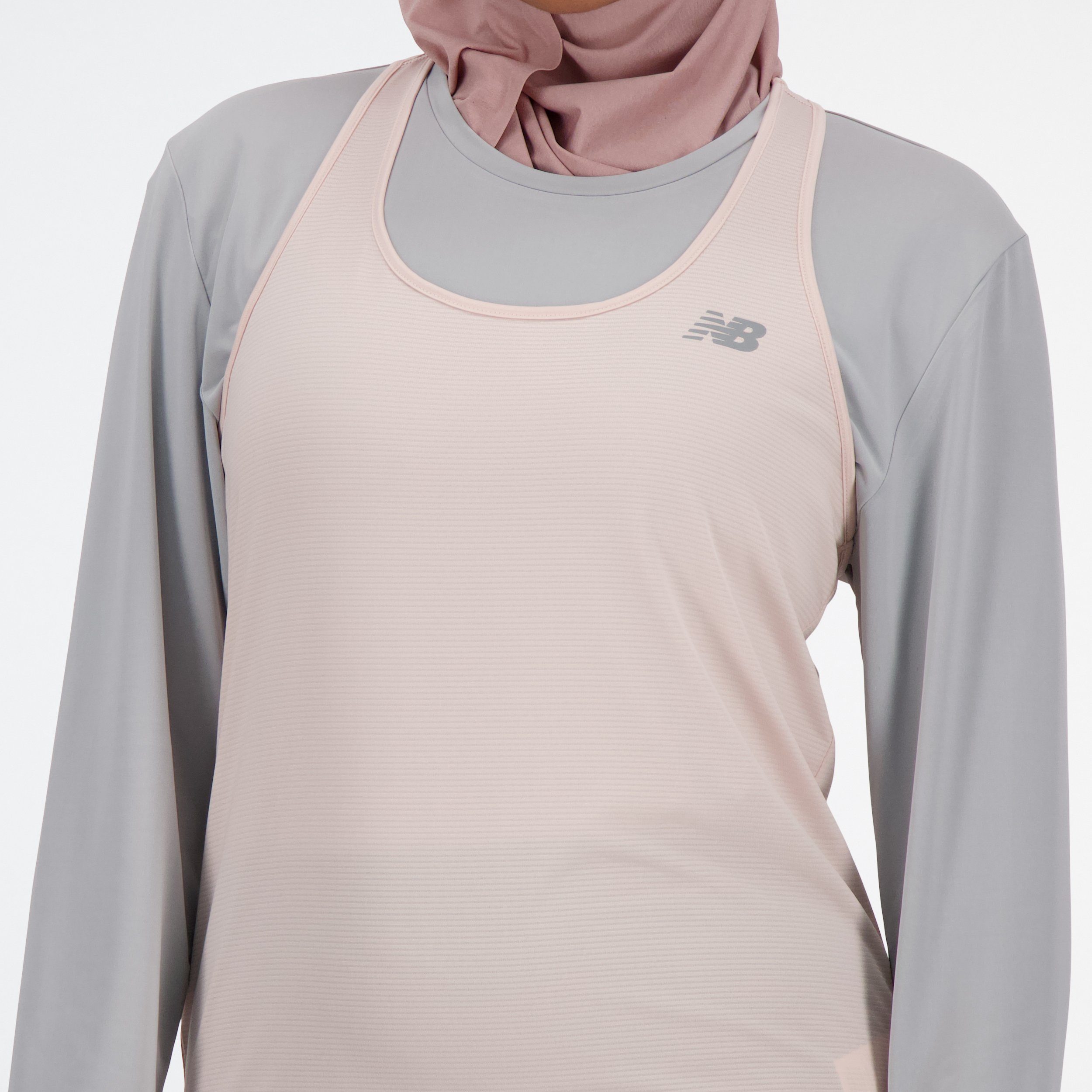 New Balance Tanktop Sport Essentials tank PINK TAFFY