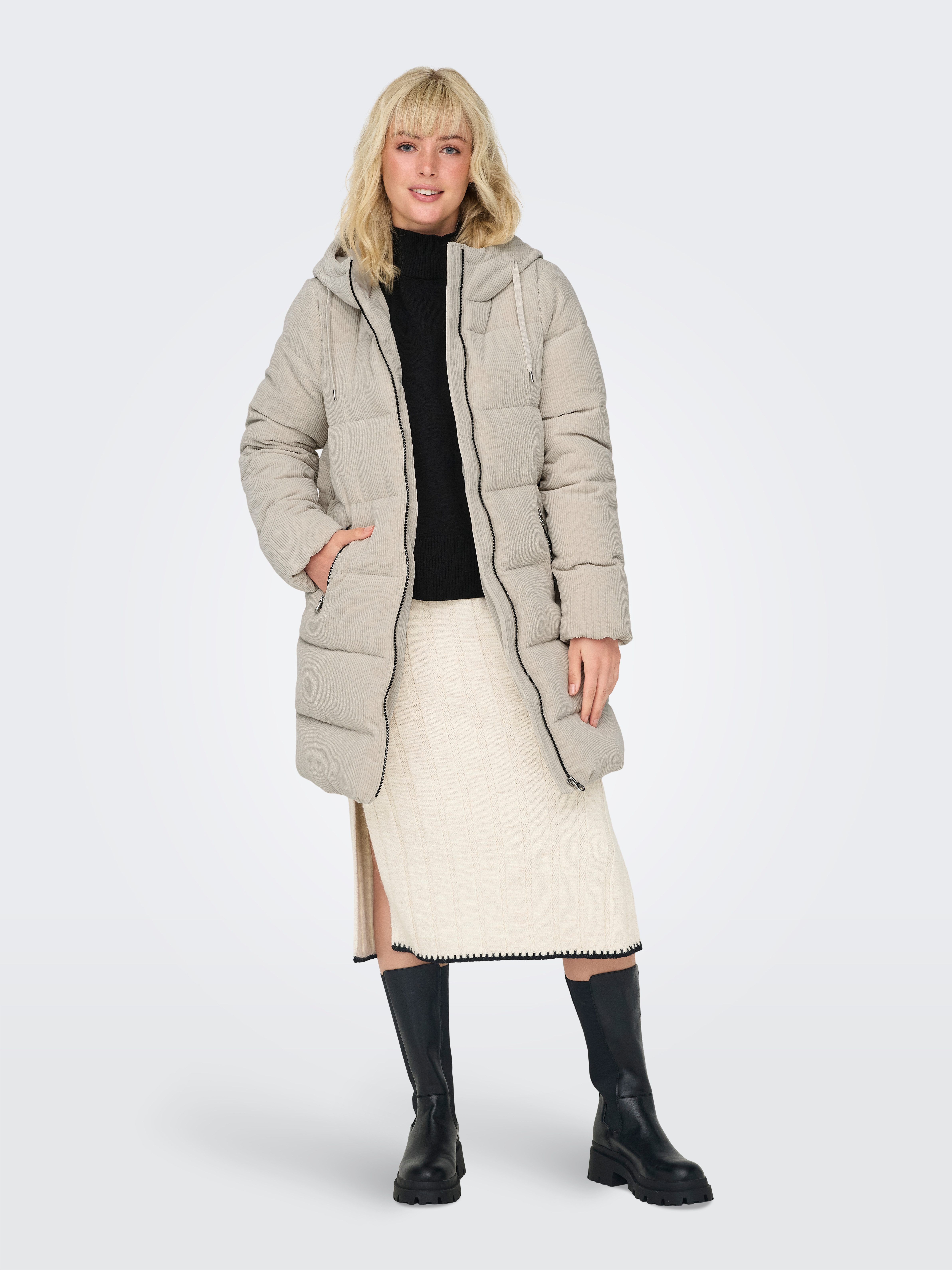 Only Gewatteerde jas ONLDOLLY LONG CORDUROY PUFFER OTW
