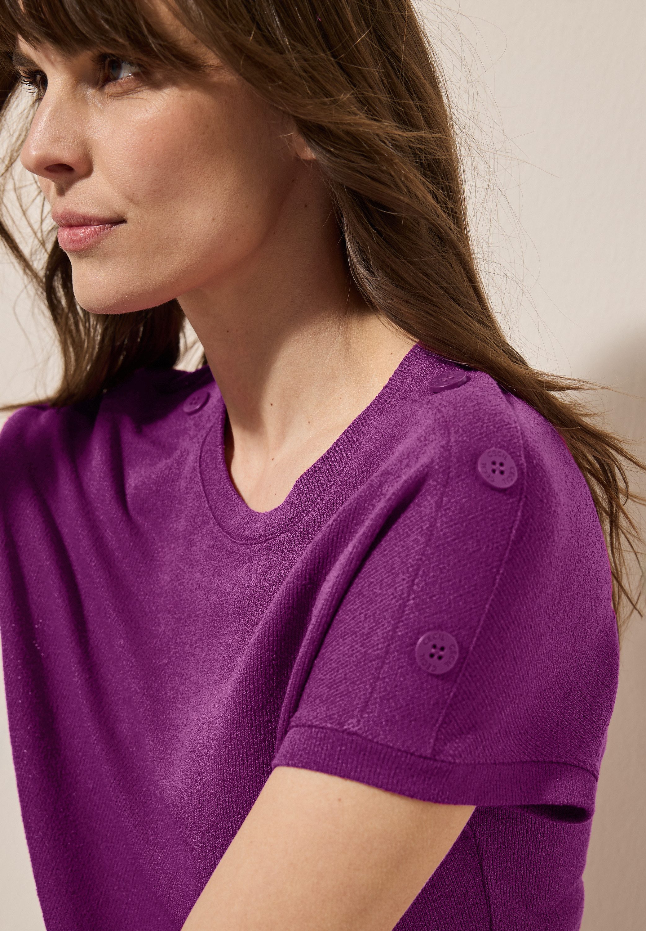 Cecil T-shirt in structuur-look en met knoopdetails