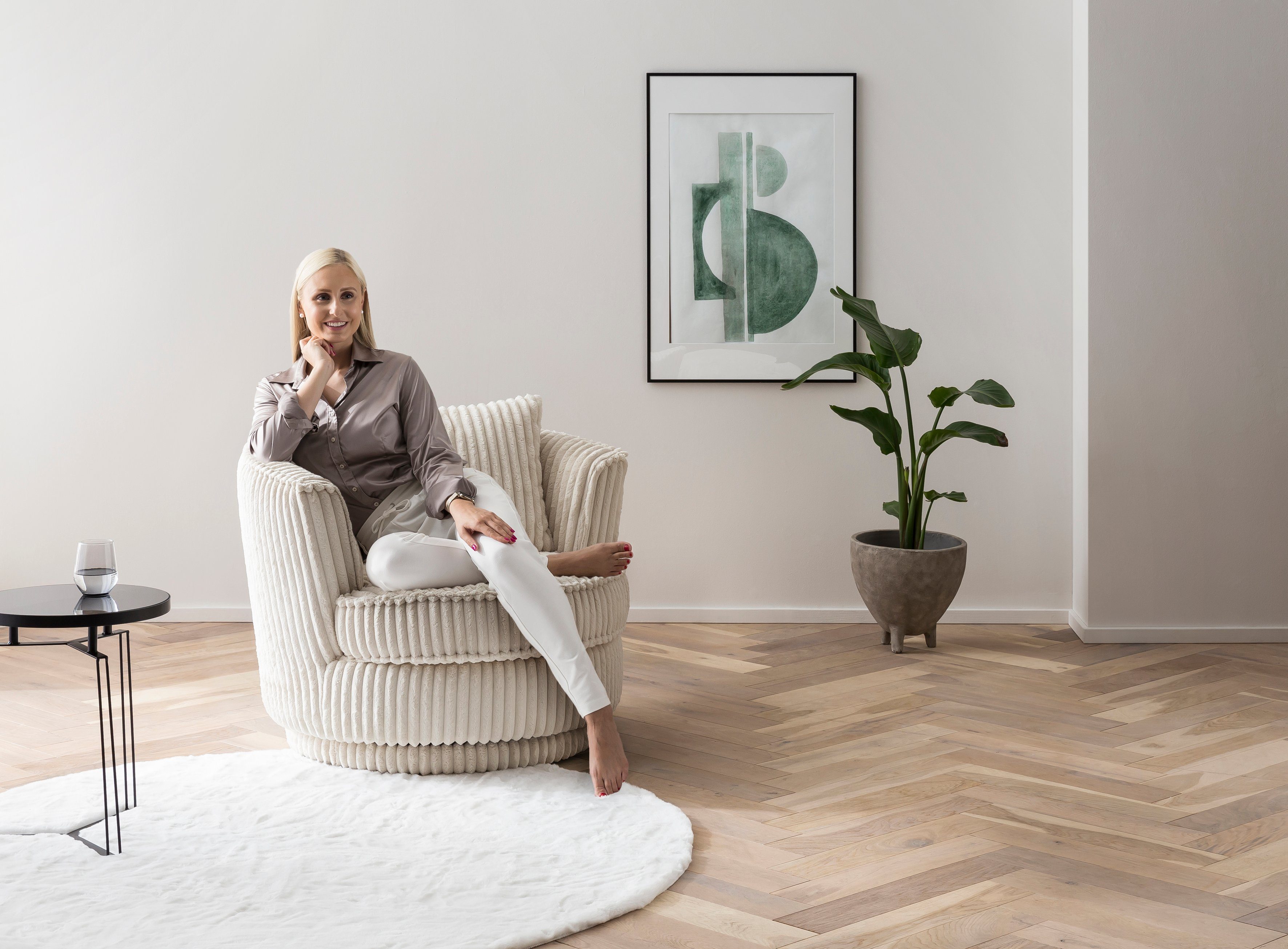 Leonique Draaibare fauteuil MAISIE, leesfauteuil, love seat, trendige stoffen mega cord en geweven velours, 360 graden draaibaar