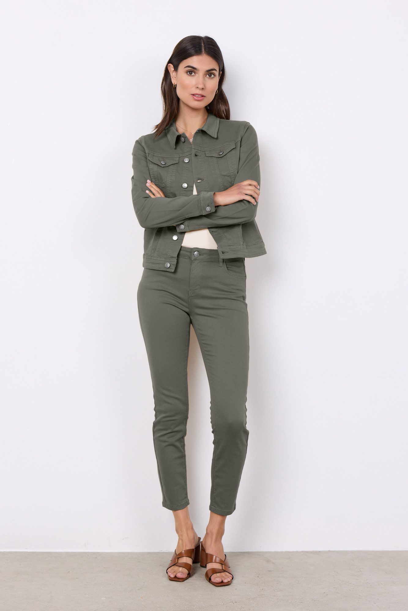 soyaconcept Jeansblazer SC-ERNA 2 Jeansjack in getailleerde vorm en mooie kleuren