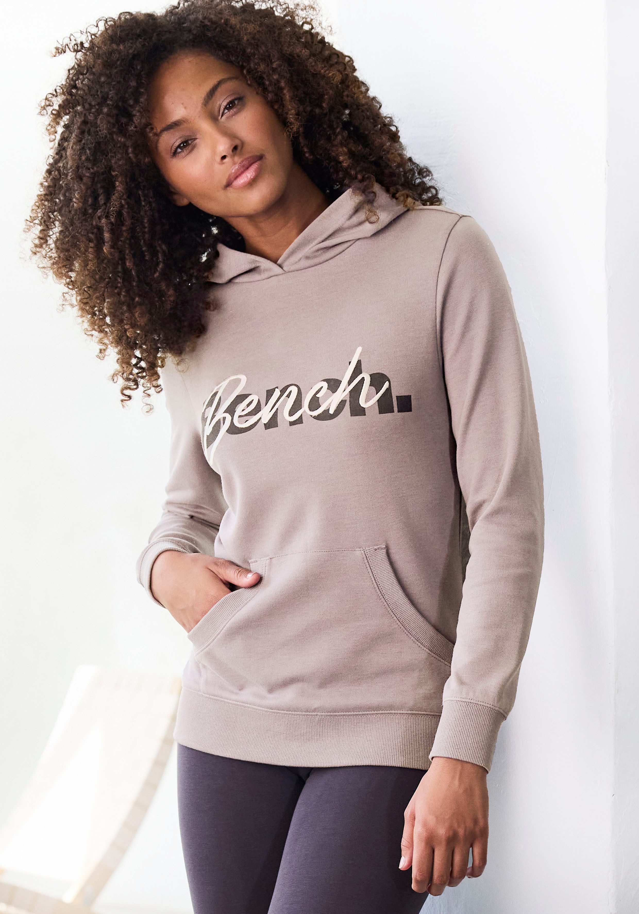 Bench. Loungewear Hoodie met kangoeroezak, loungepak, hoodie dames loungewear maat 44/46 roze