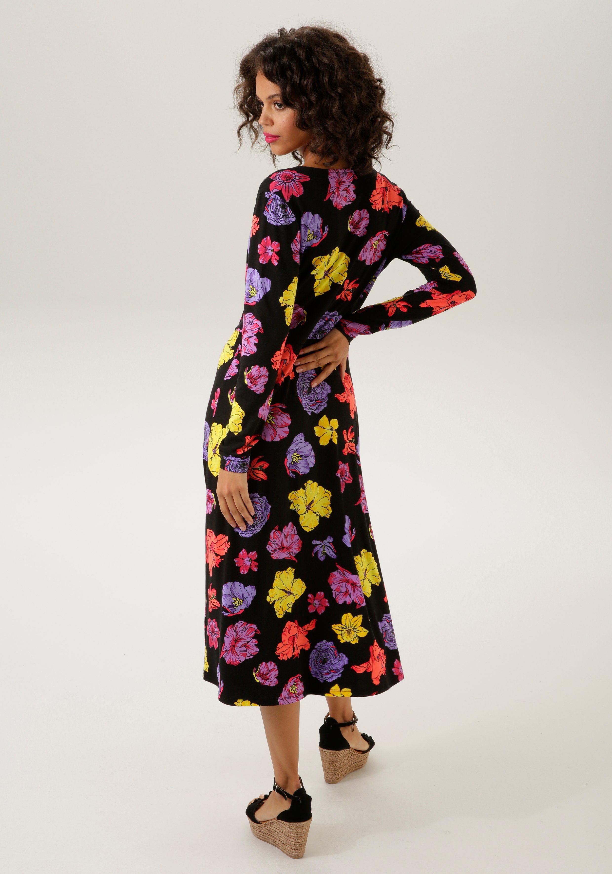 Aniston CASUAL Jerseyjurk met kleurrijke bloemen gedessineerd