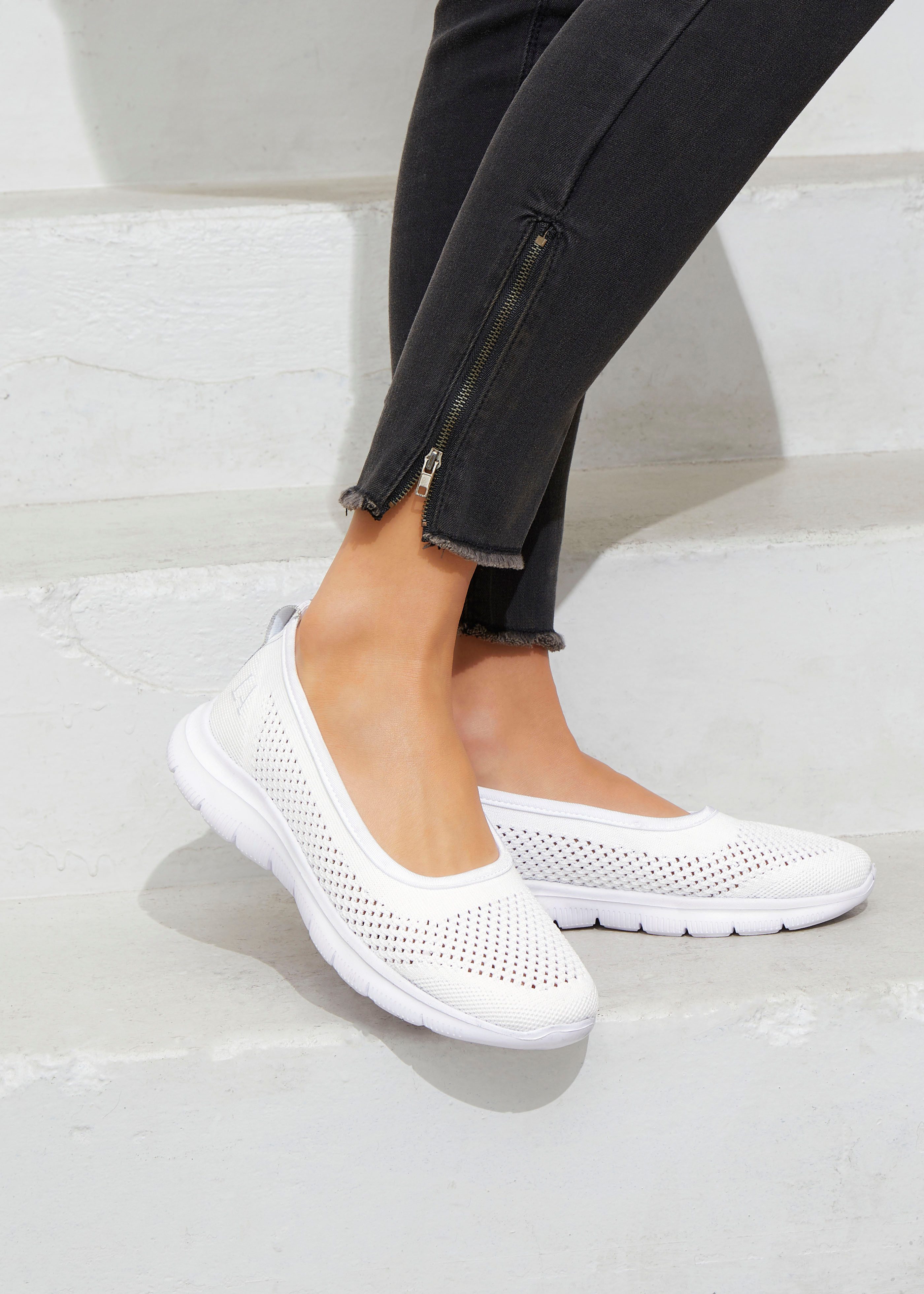 Lascana Sneaker-ballerina’s ultralichte slipper, slip-on sneaker, vrijetijdsschoen vegan
