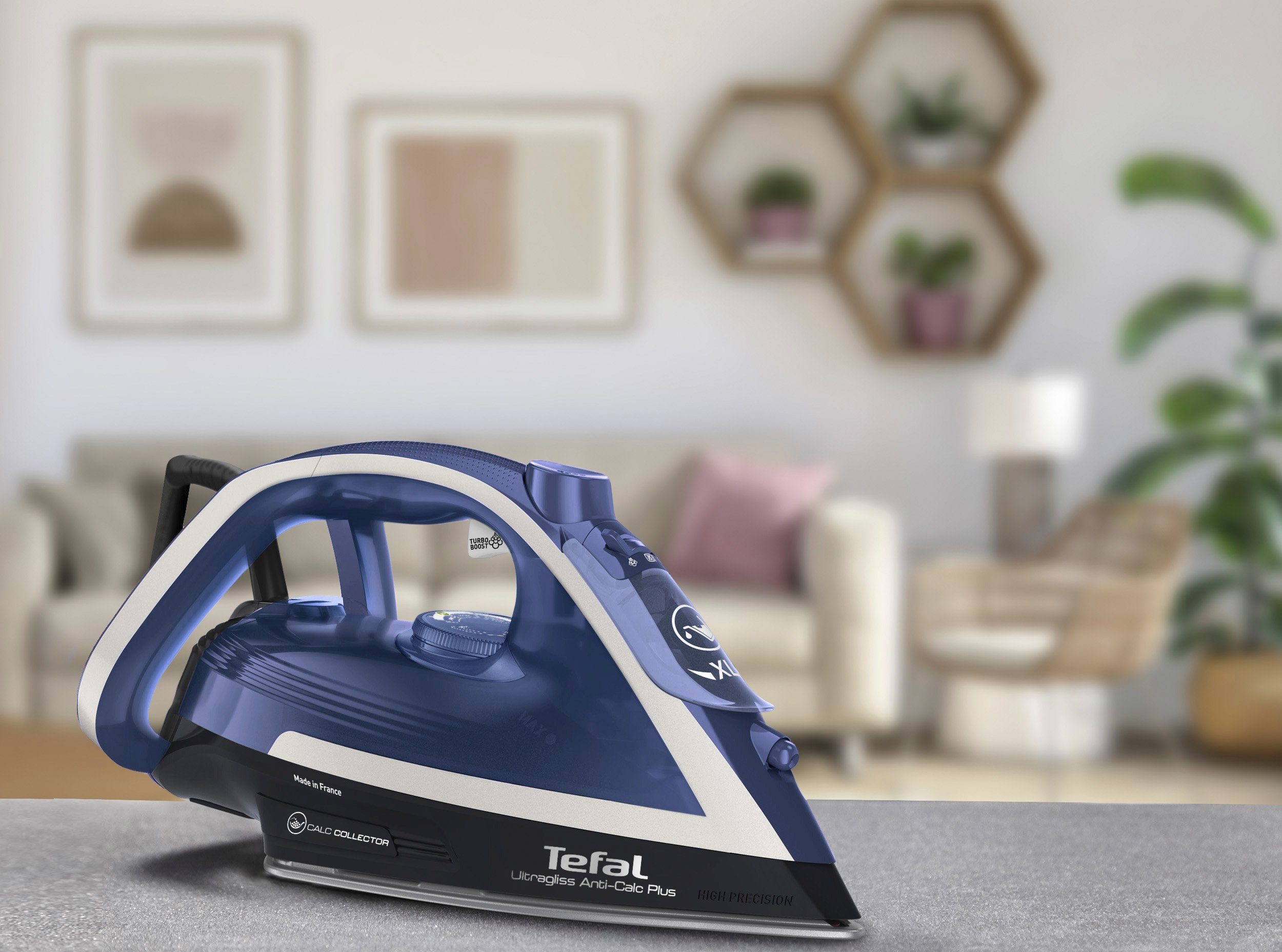 Tefal Stoomstrijkijzer Ultragliss Plus FV6846, 2800 Watt, afneembare kalkcollector,