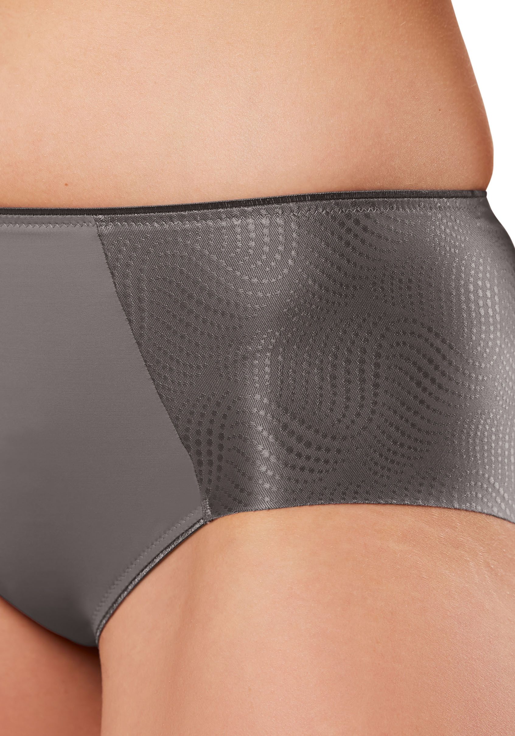 Triumph Slip Essential Minimizer T Hipster X (1 hoogwaardig staand)