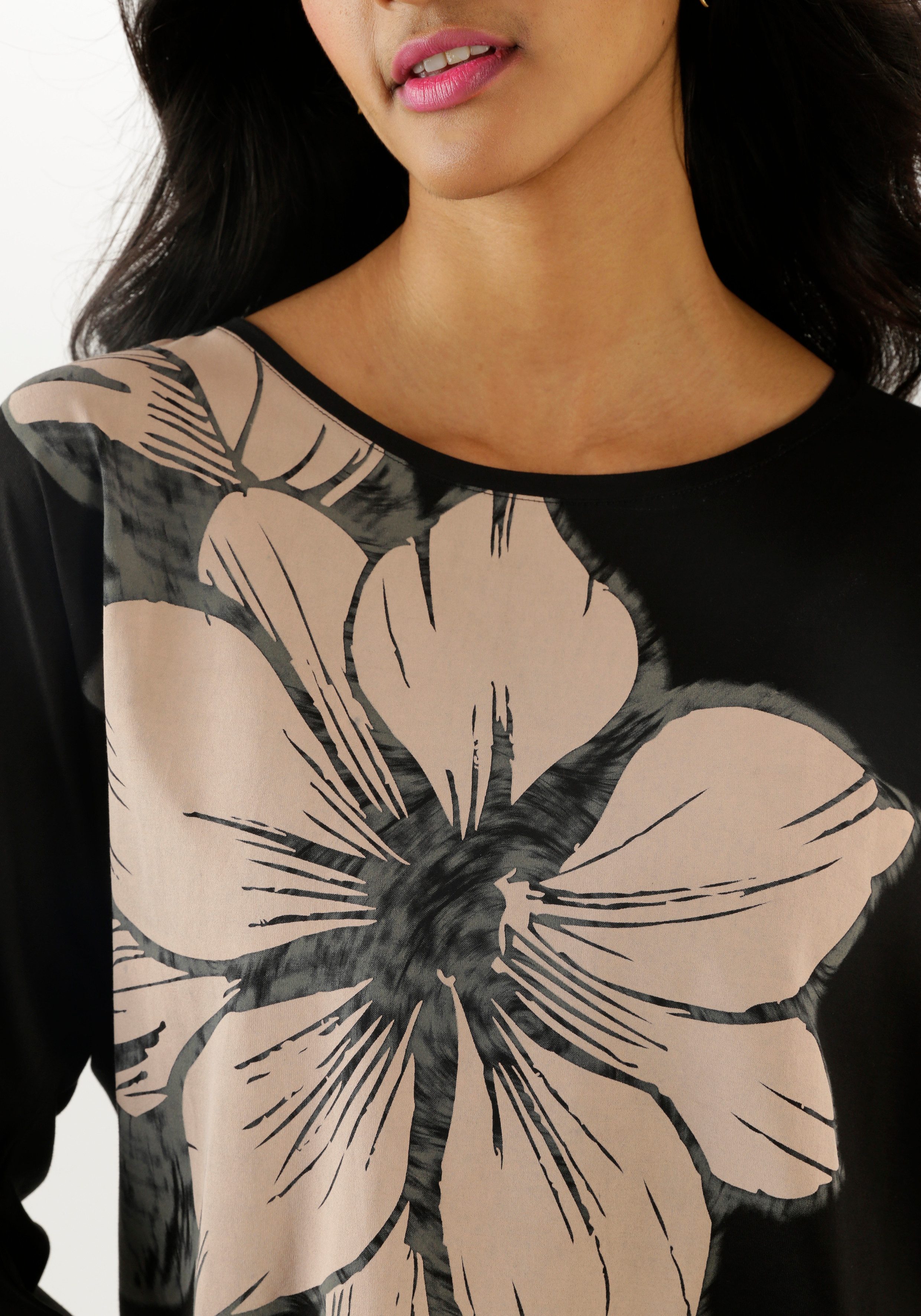 Aniston SELECTED Shirt met vleermuismouwen met grote voorbloemenprint - nieuwe collectie