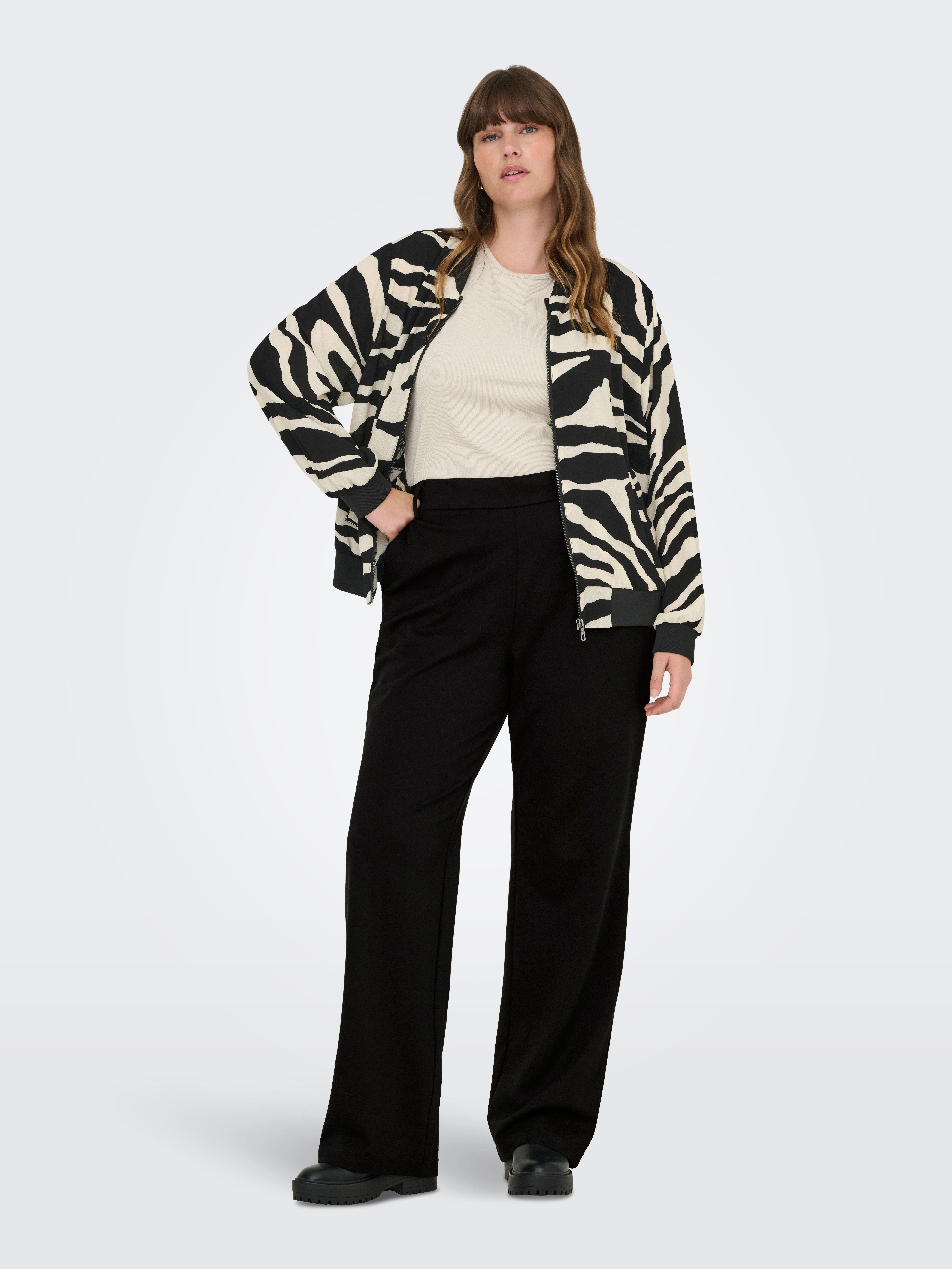 ONLY CARMAKOMA Pantalon CARGOLDTRASH LIFE MW STRAIGHT PANT NOOS