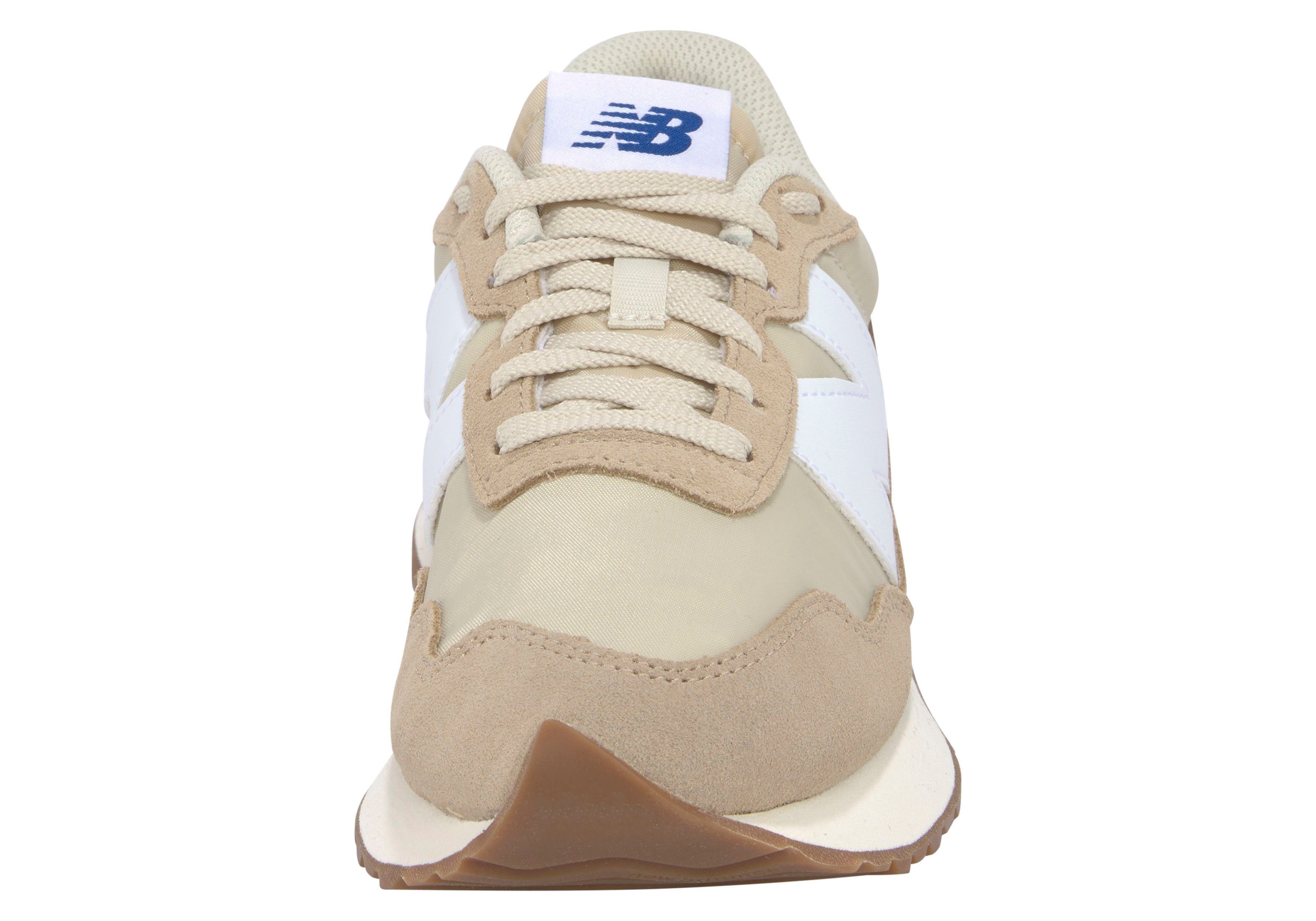 New balance 800 classic hot sale sneakers