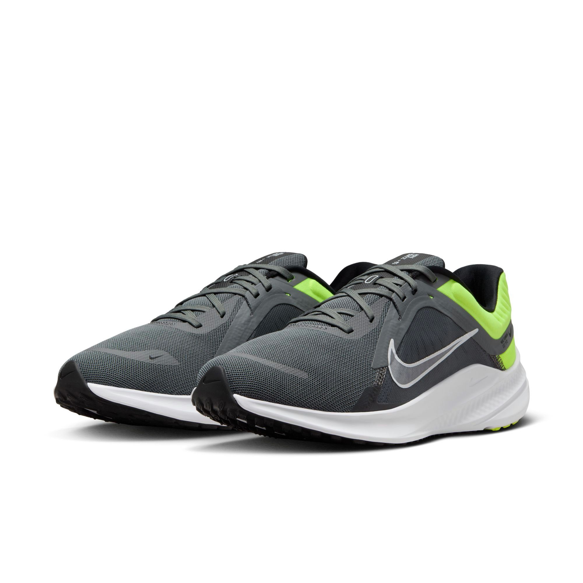 Nike Runningschoenen QUEST 5