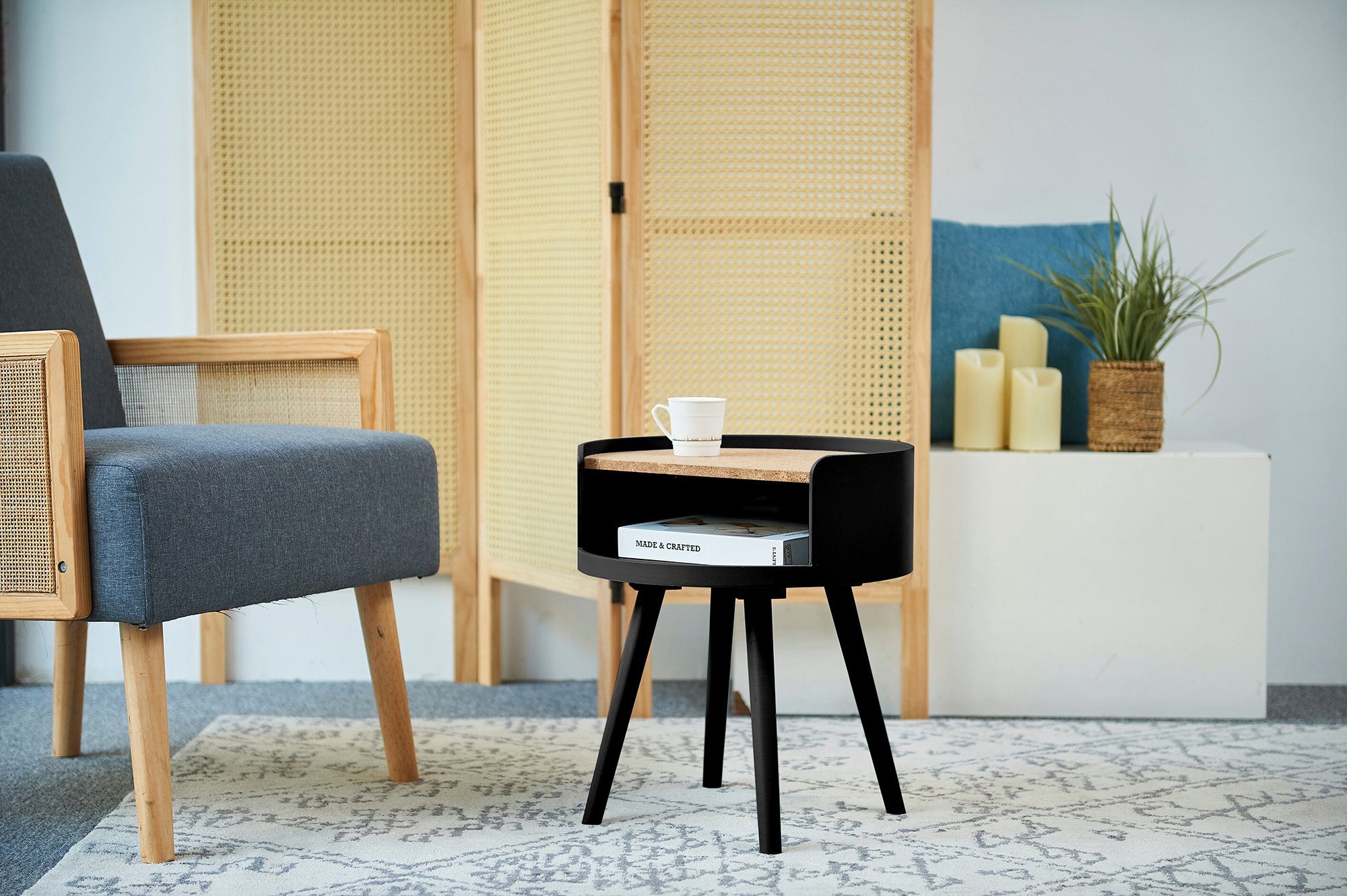 Home affaire Bijzettafel met bergruimte en planchet van kurk