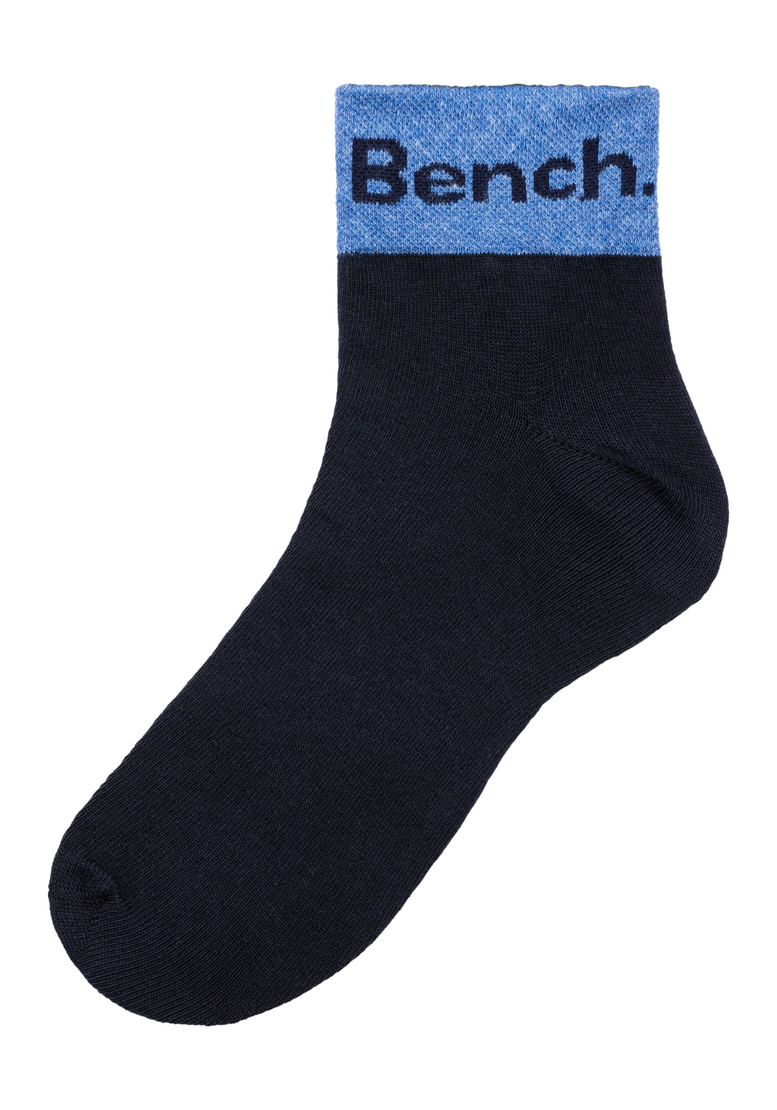 Bench. Korte sokken met ingebreid opschrift bij de boord (set, 8 paar)