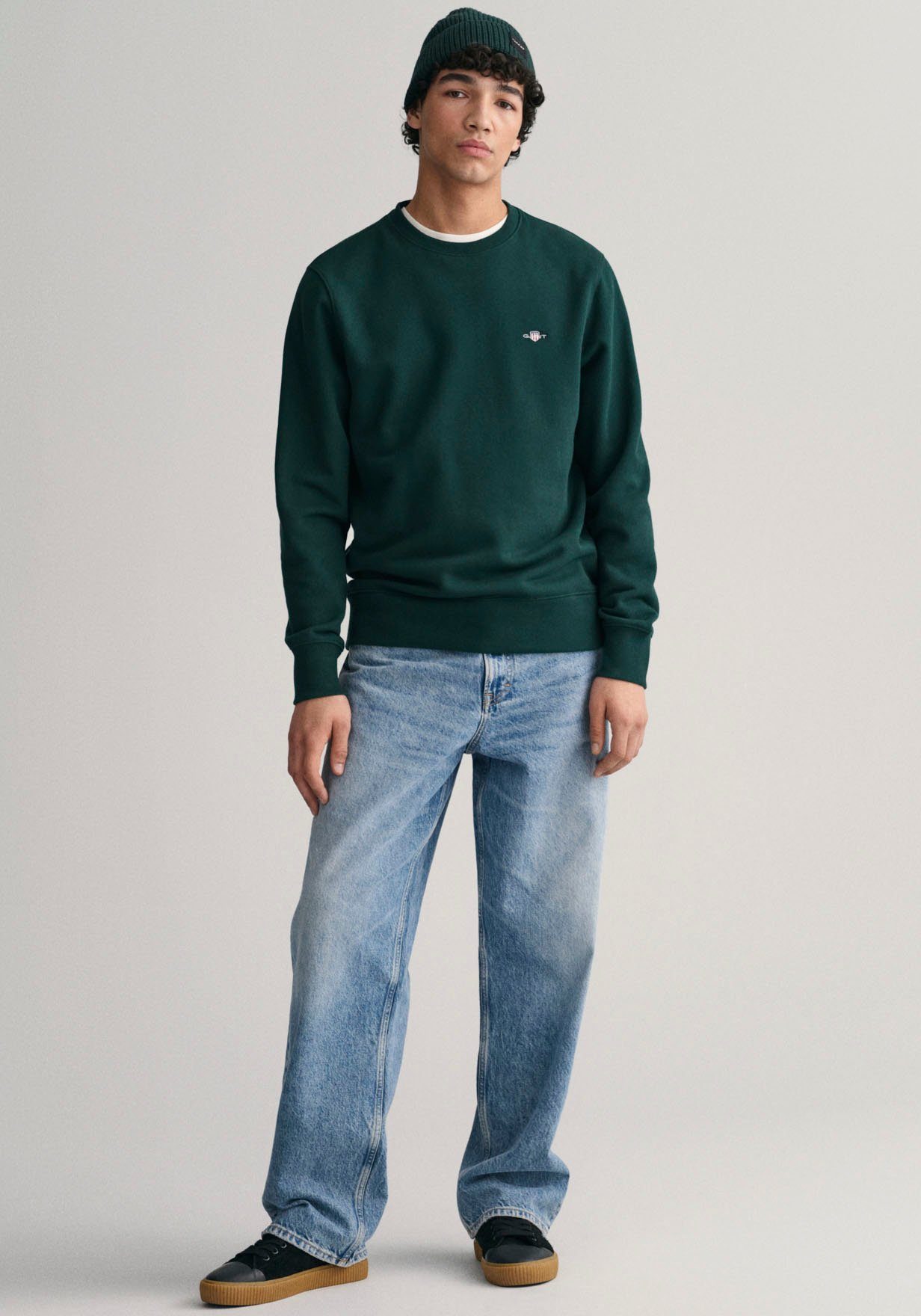Gant Sweatshirt REG SHIELD C-NECK SWEAT met logoborduursel op borsthoogte