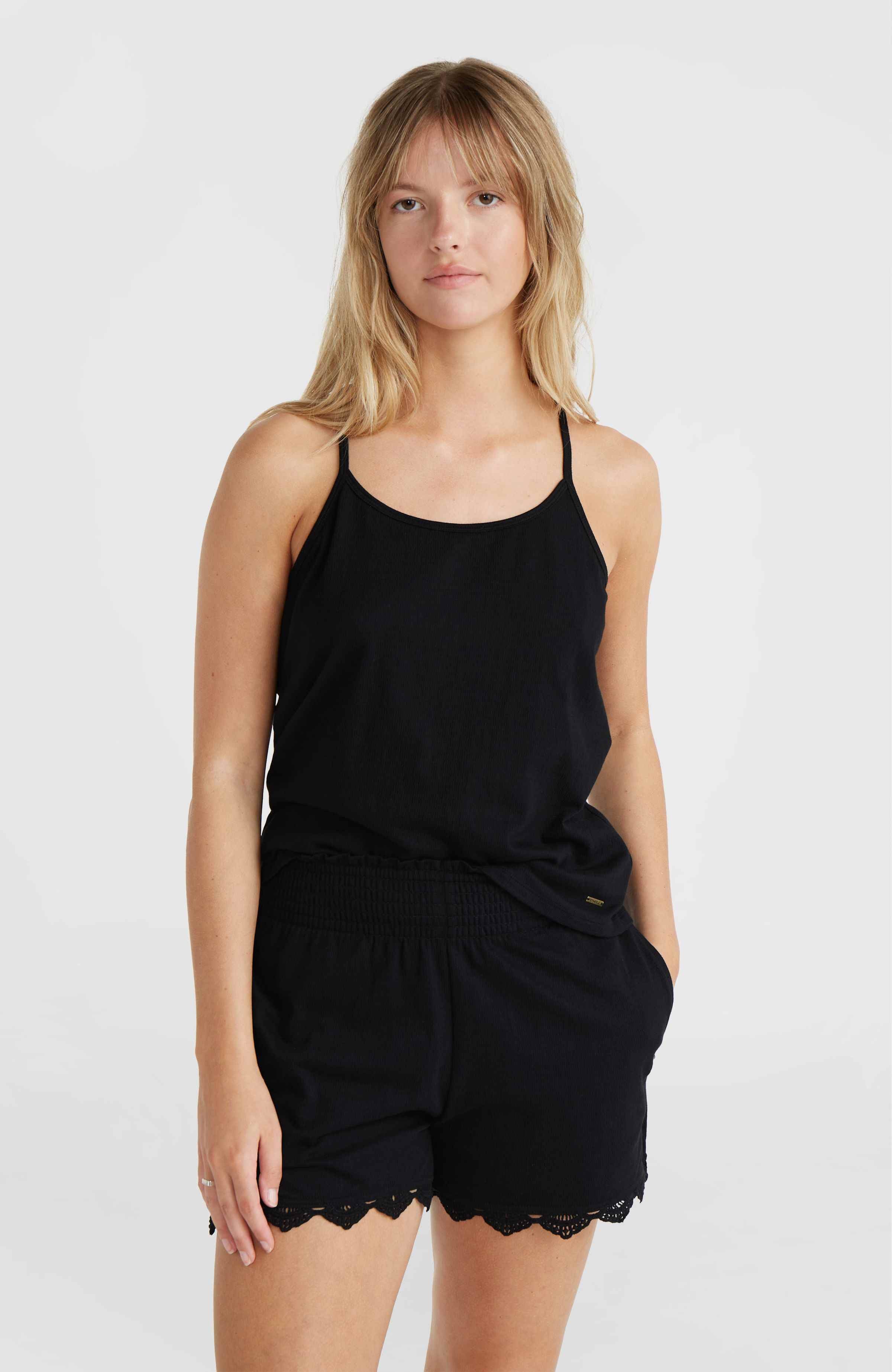 O'Neill Sweatshort ESSENTIALS AVA SMOCKED SHORTS dames shorts & bermuda's maat M (38) zwart