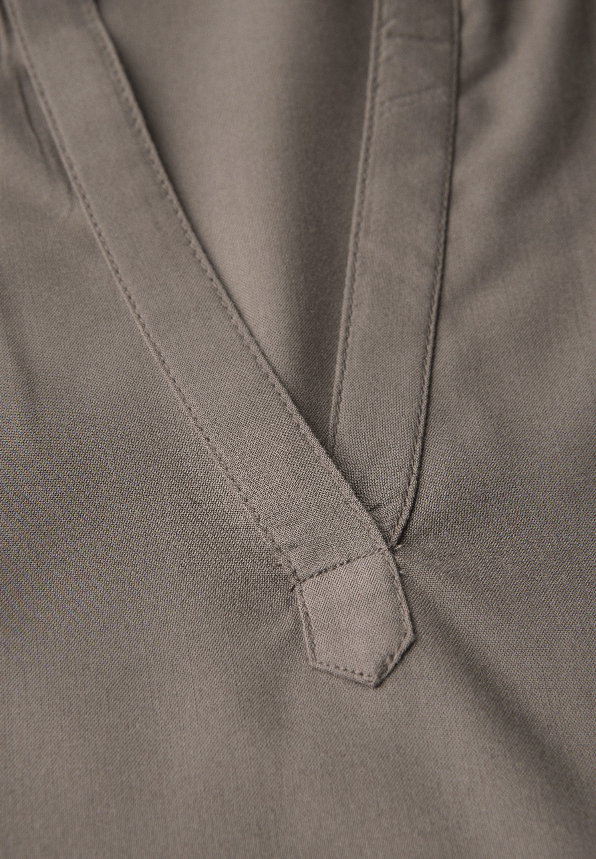 STREET ONE Blouse met korte mouwen Hals met split