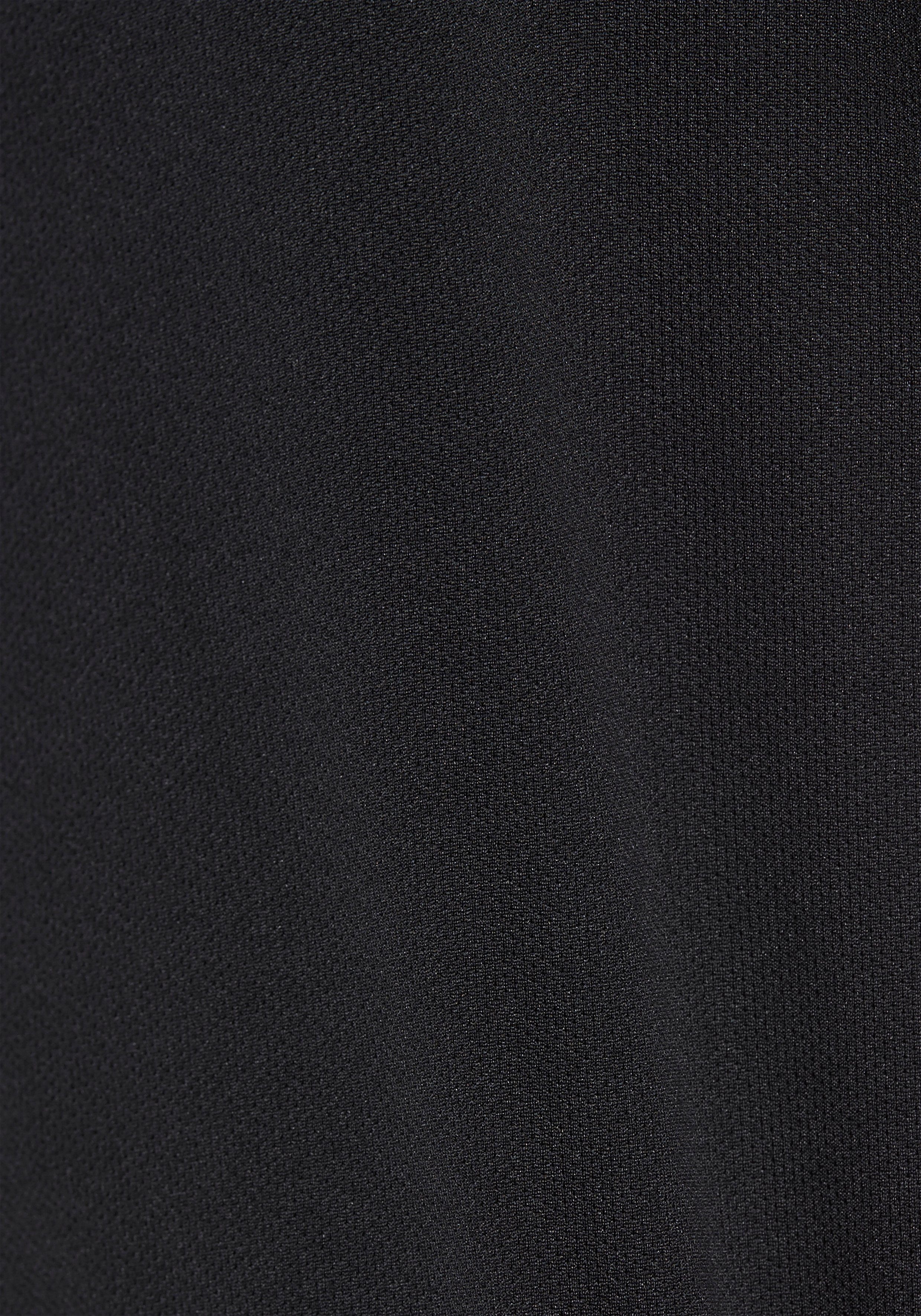 KangaROOS Functioneel shirt Korte mouwen, figuurvolgend, heupbedekkend, met V-hals