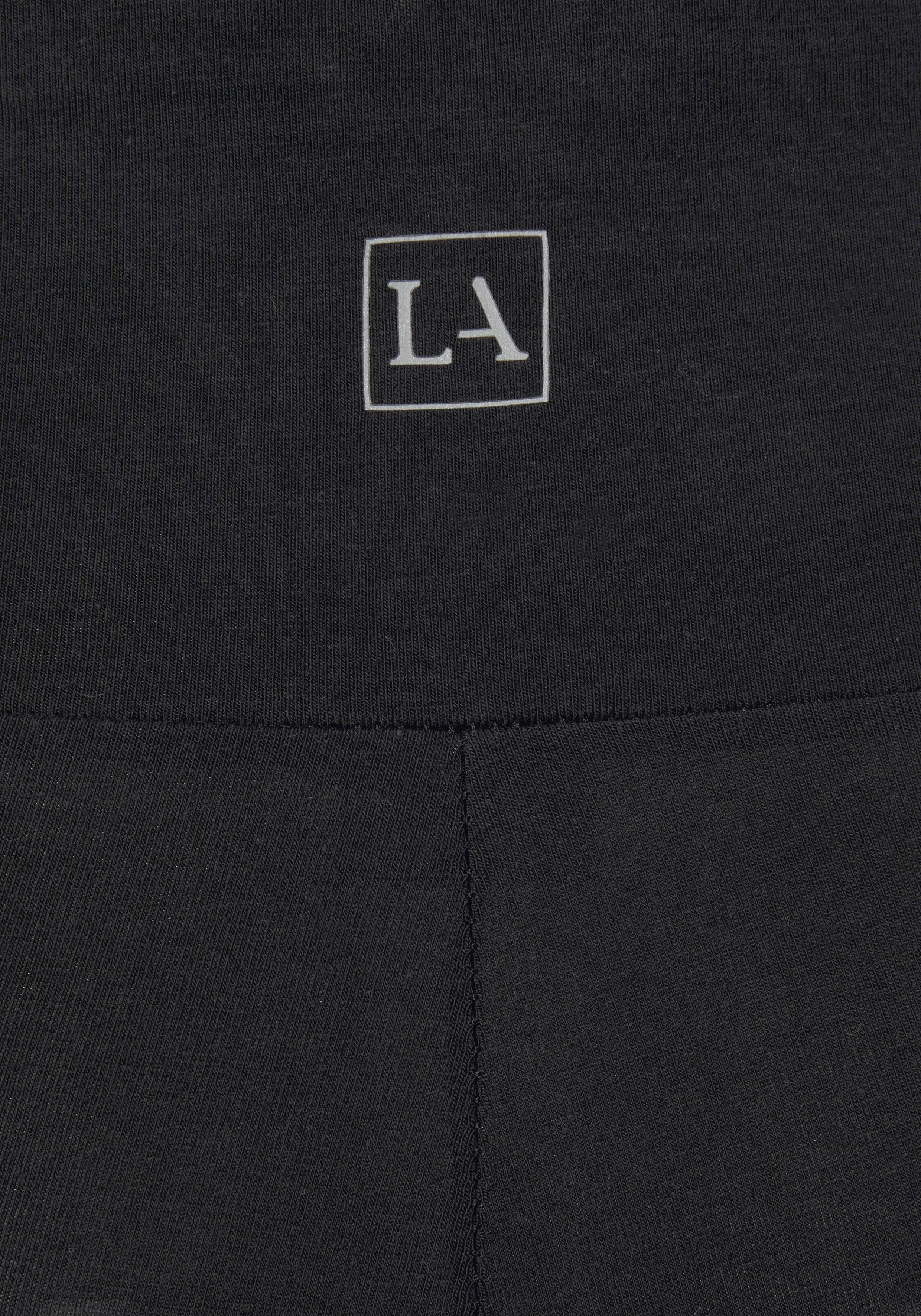 Lascana Short met brede boord en logoprint, loungewear