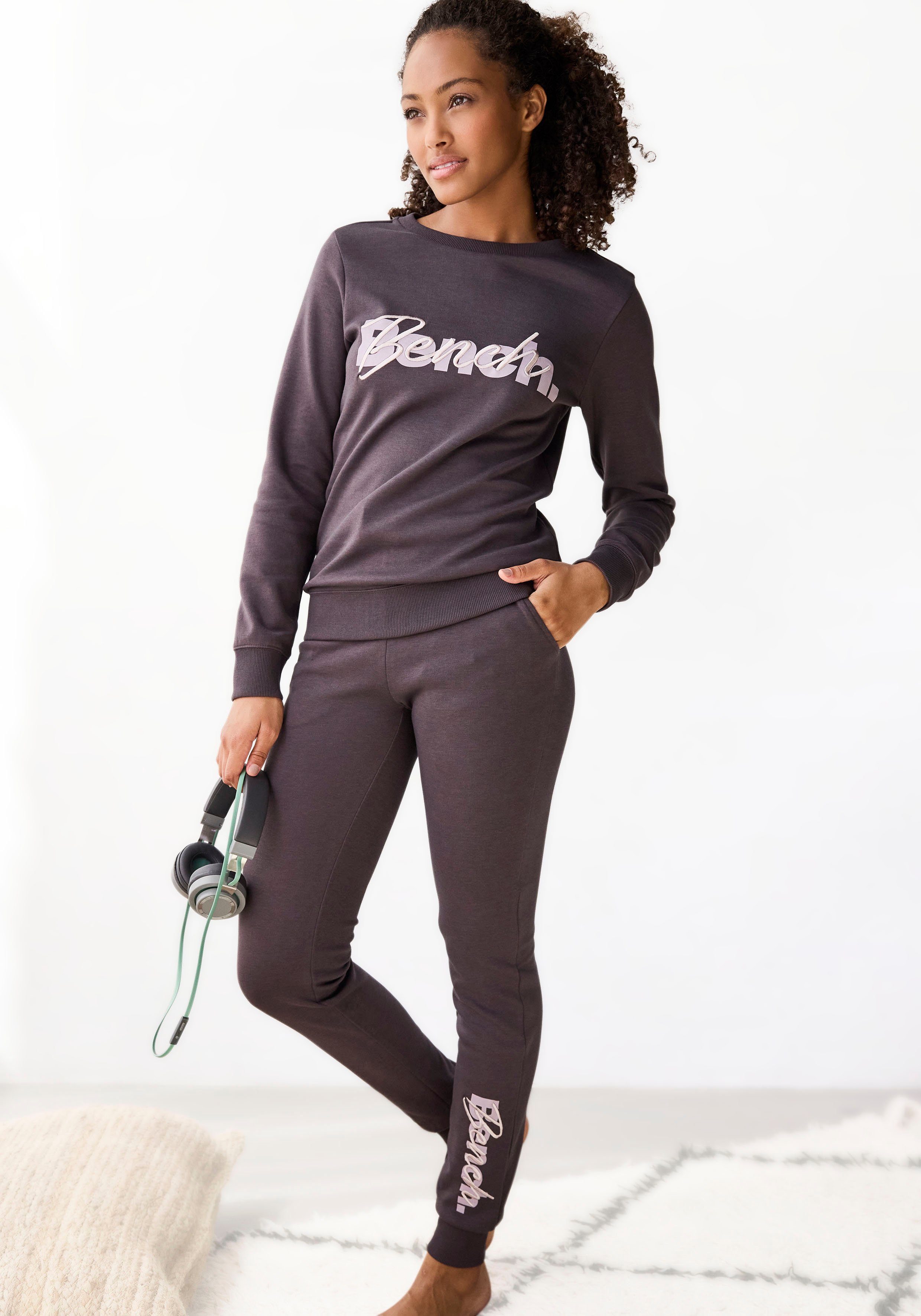 Bench. Loungewear Sweatpants met logoprint en borduurwerk, loungewear