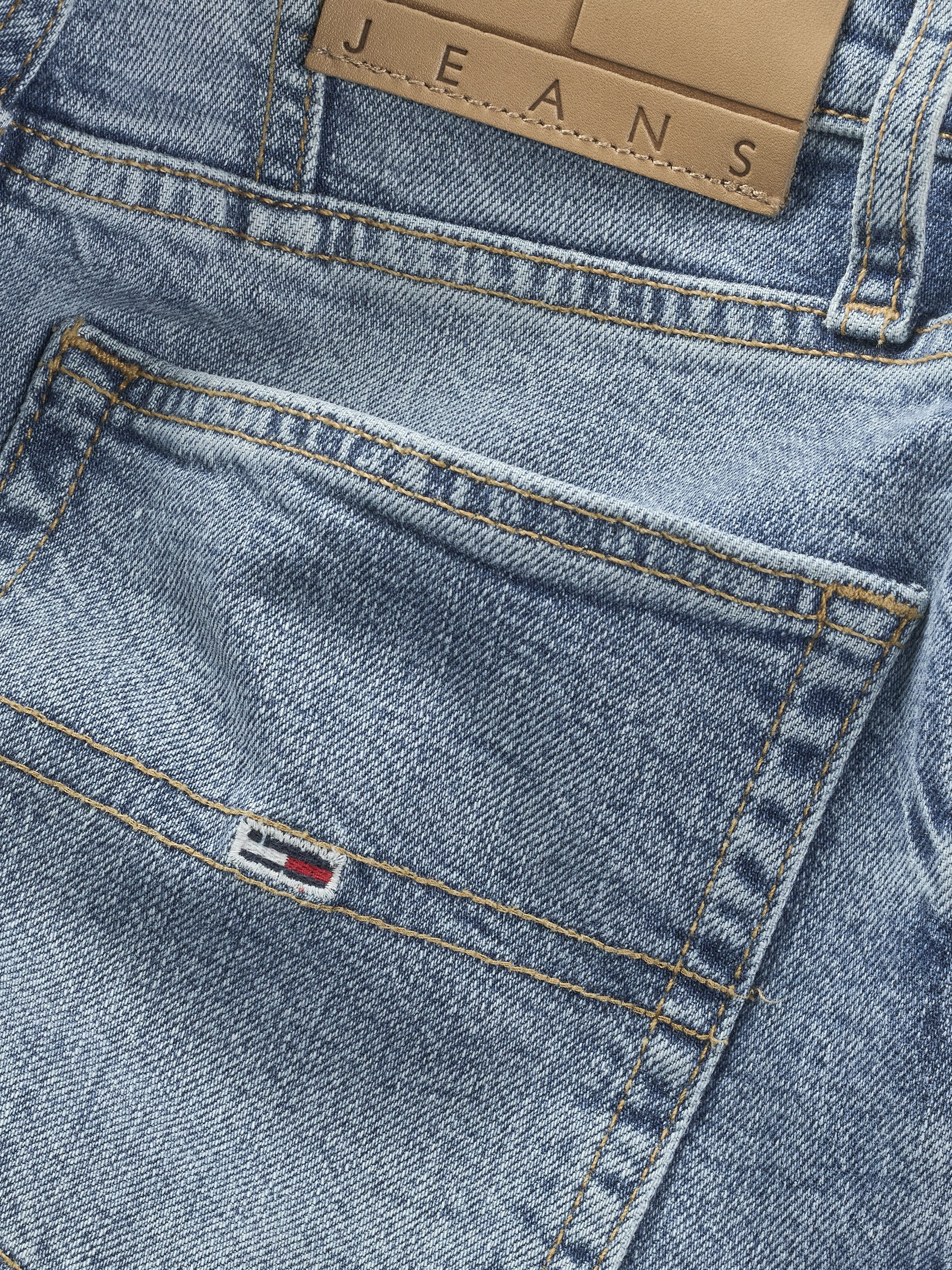 TOMMY JEANS Mom jeans High waist Mom-Jeans Tapered met logo-borduurwerk in enkelvrije lengte