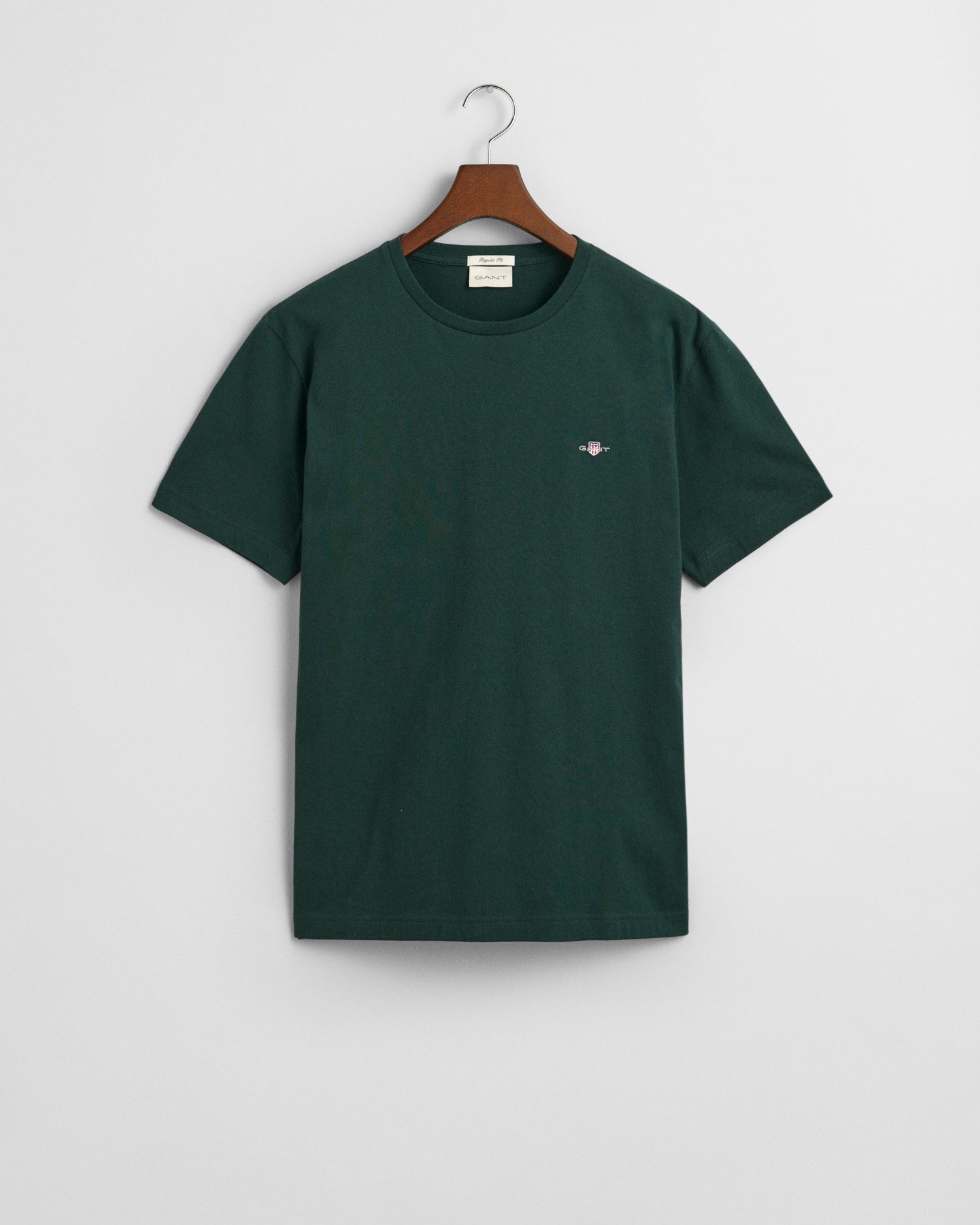 Gant T-shirt REG SHIELD SS T-SHIRT met logoborduursel op borsthoogte