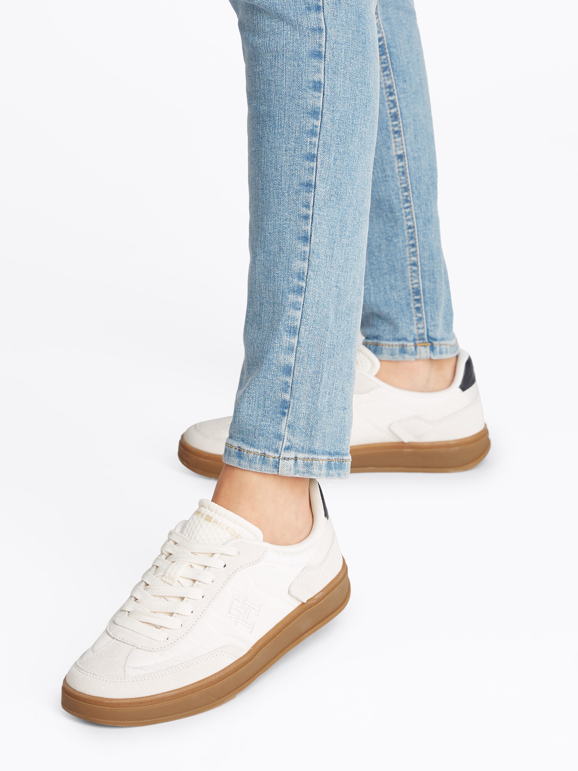 Tommy Hilfiger Plateausneakers TH HERITAGE SNEAKER , vrijetijdsschoen, lage schoen, veterschoen met logo-borduursel