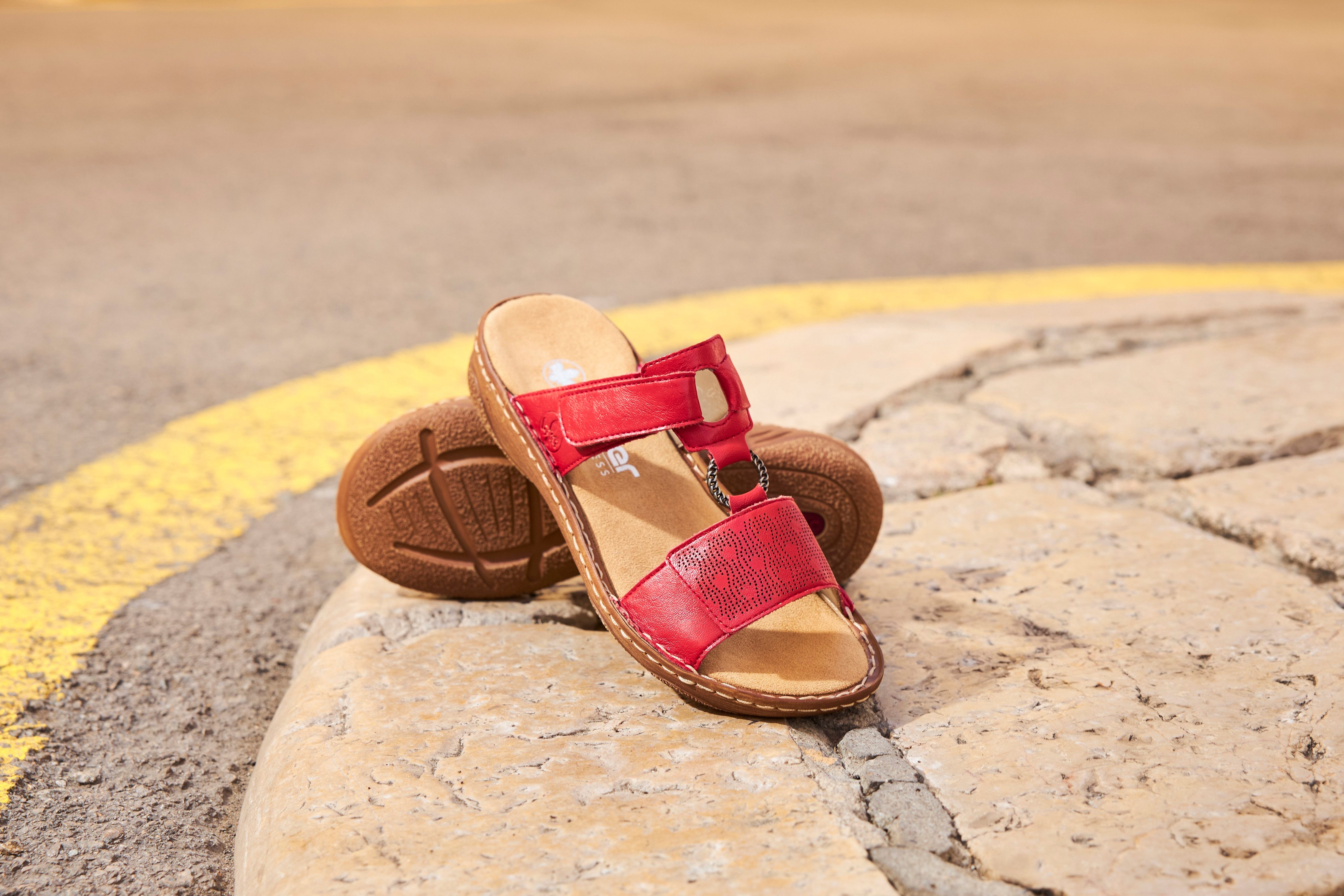 Rieker Slippers Zomerschoen, slippers, vakantieschoen, klittenbandschoen met perforatie