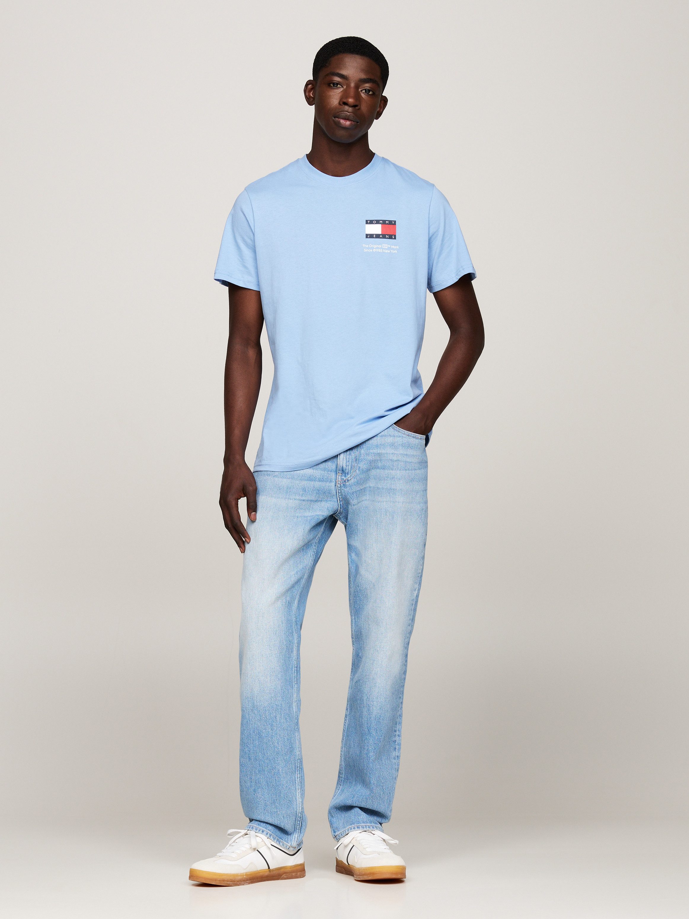 TOMMY JEANS T-shirt TJM SLIM ESSENTIAL FLAG TEE EXT