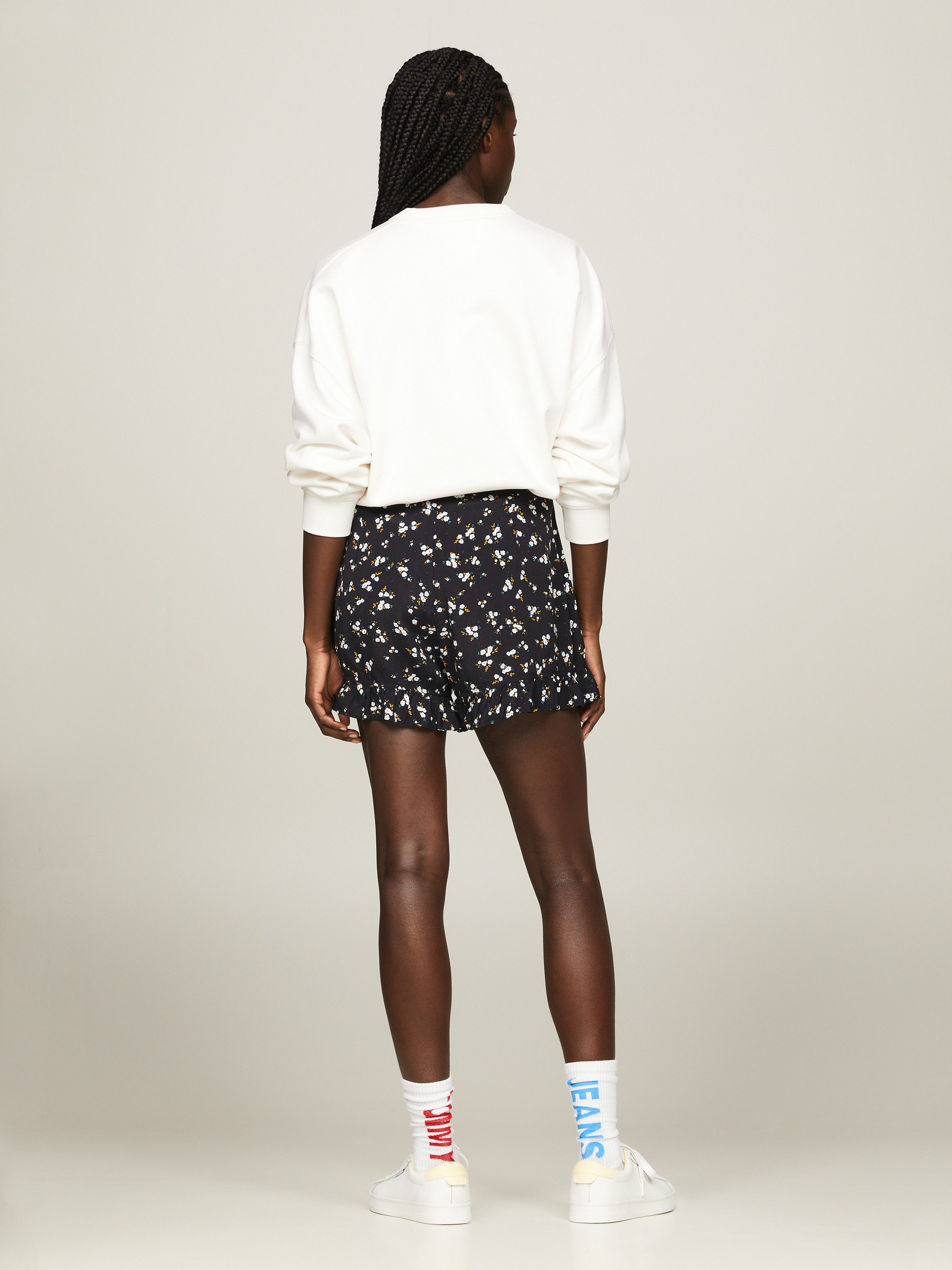 TOMMY JEANS Broekrok TJW FLORAL RUFFLE WRAP SKORT Webrok met Tommy Jeans merklabel