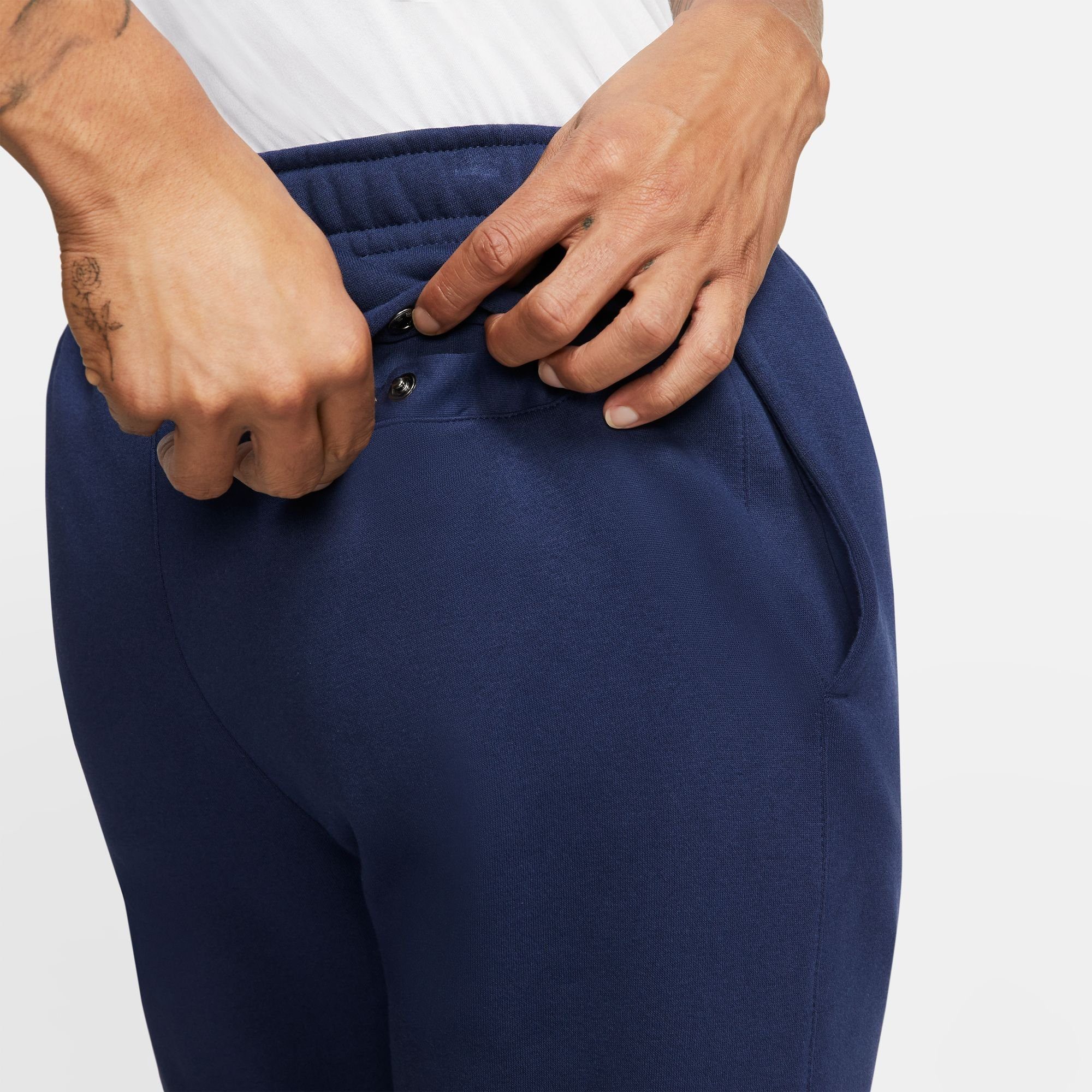 Nike Sportswear Joggingbroek CLUB FLEECE JOGGERS