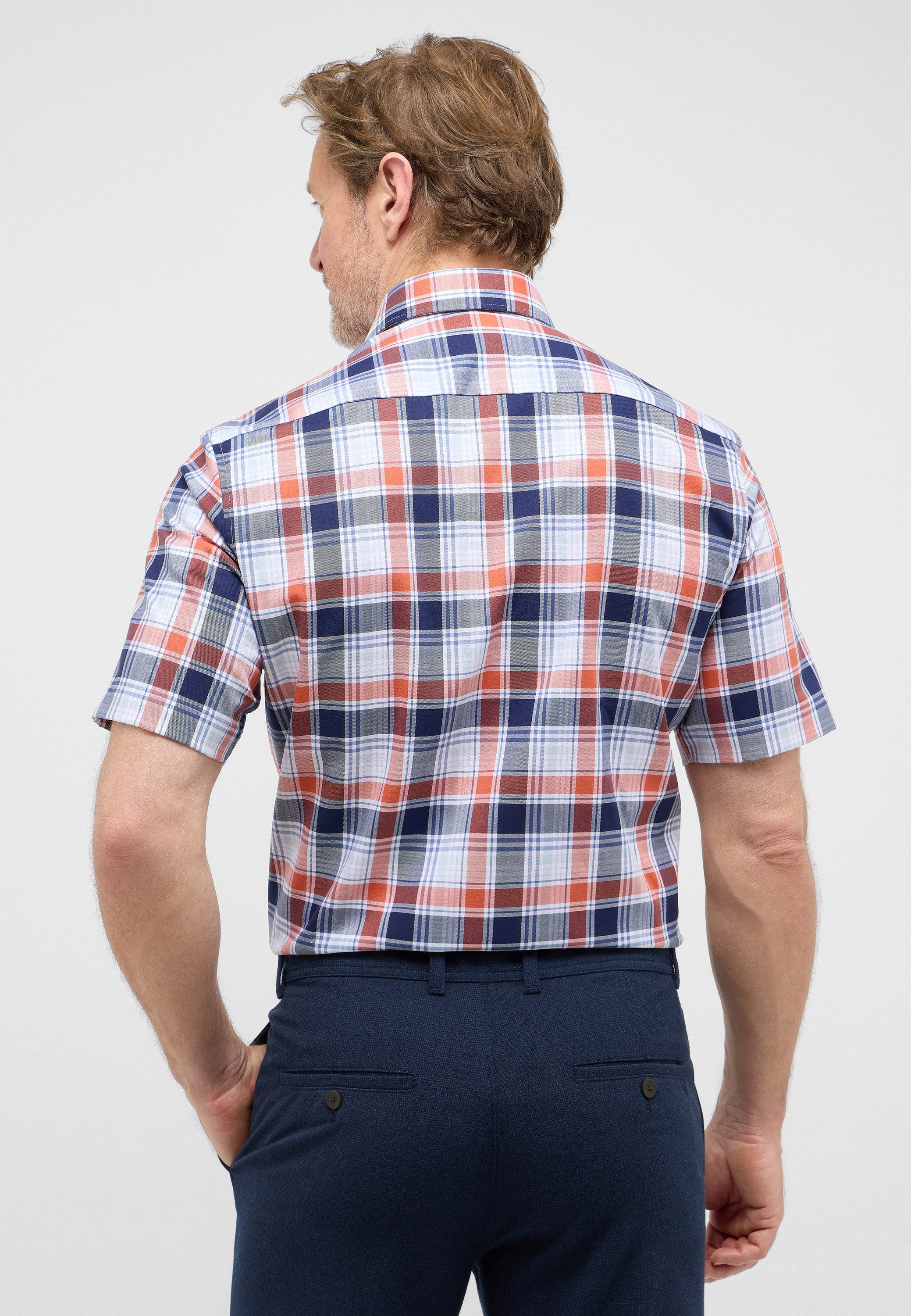 Eterna Overhemd met korte mouwen MODERN FIT NON IRON (strijkvrij)
