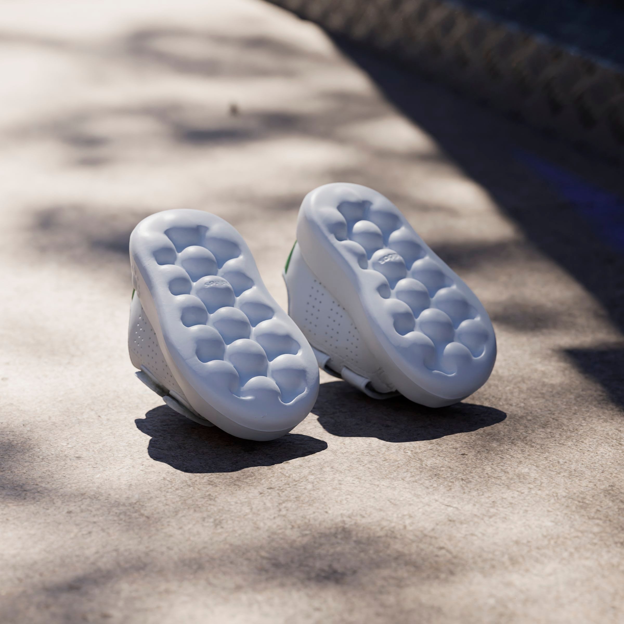 adidas Sportswear Klittenbandschoenen ADVANTAGE KIDS Ontwerp geïnspireerd door de adidas Stan Smith, voor kinderen
