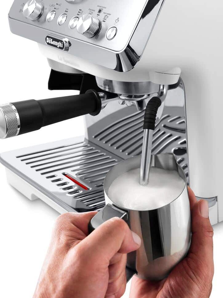 De'Longhi Espressomachine LA SPECIALISTA EC9155.W