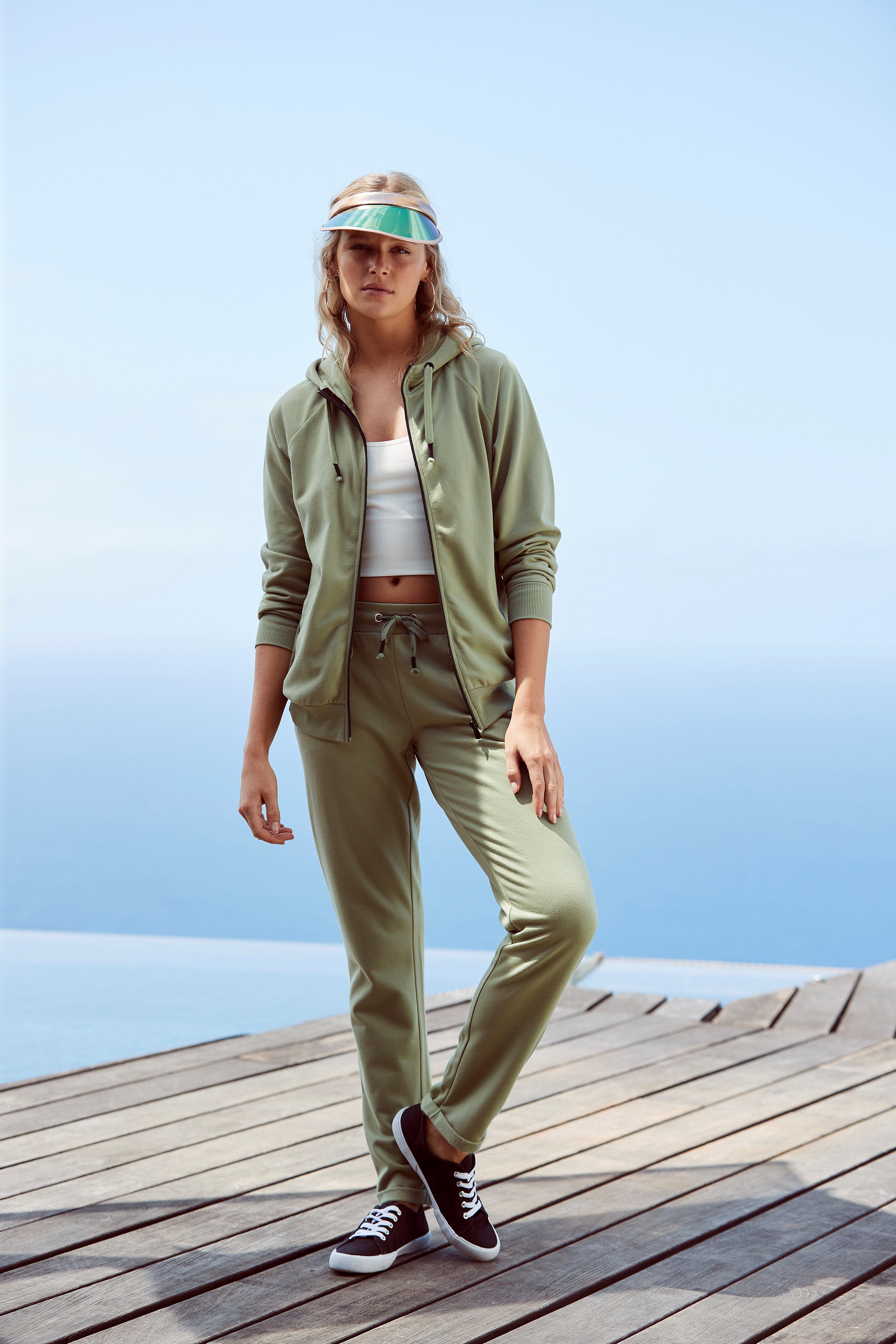 Lascana Sweatbroek met zijzakken, loungepak