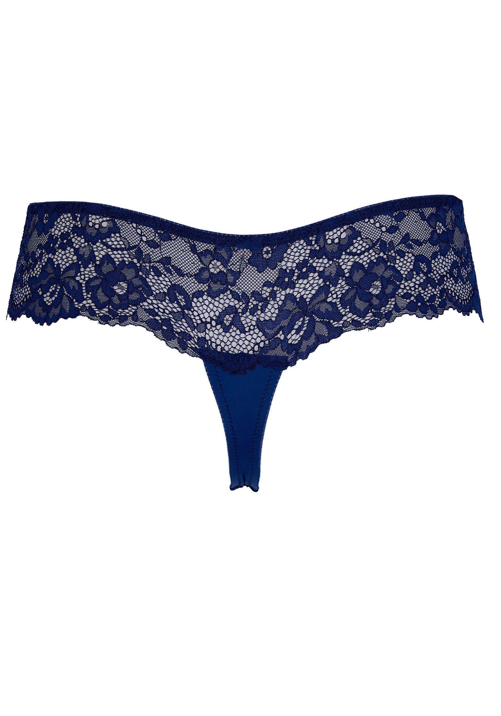 After Eden Heupslip EVERY DAY met delicate kantafwerking