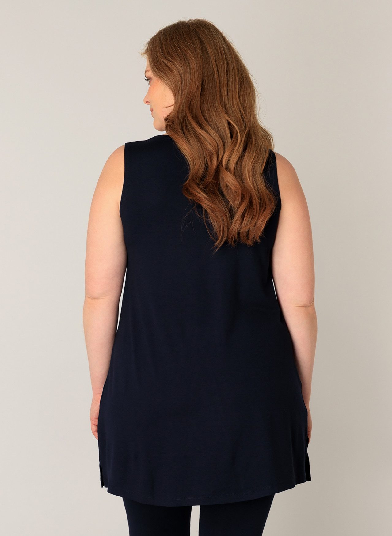 Base Level Curvy Lang shirt Abbigale Iets uitlopende A-lijn