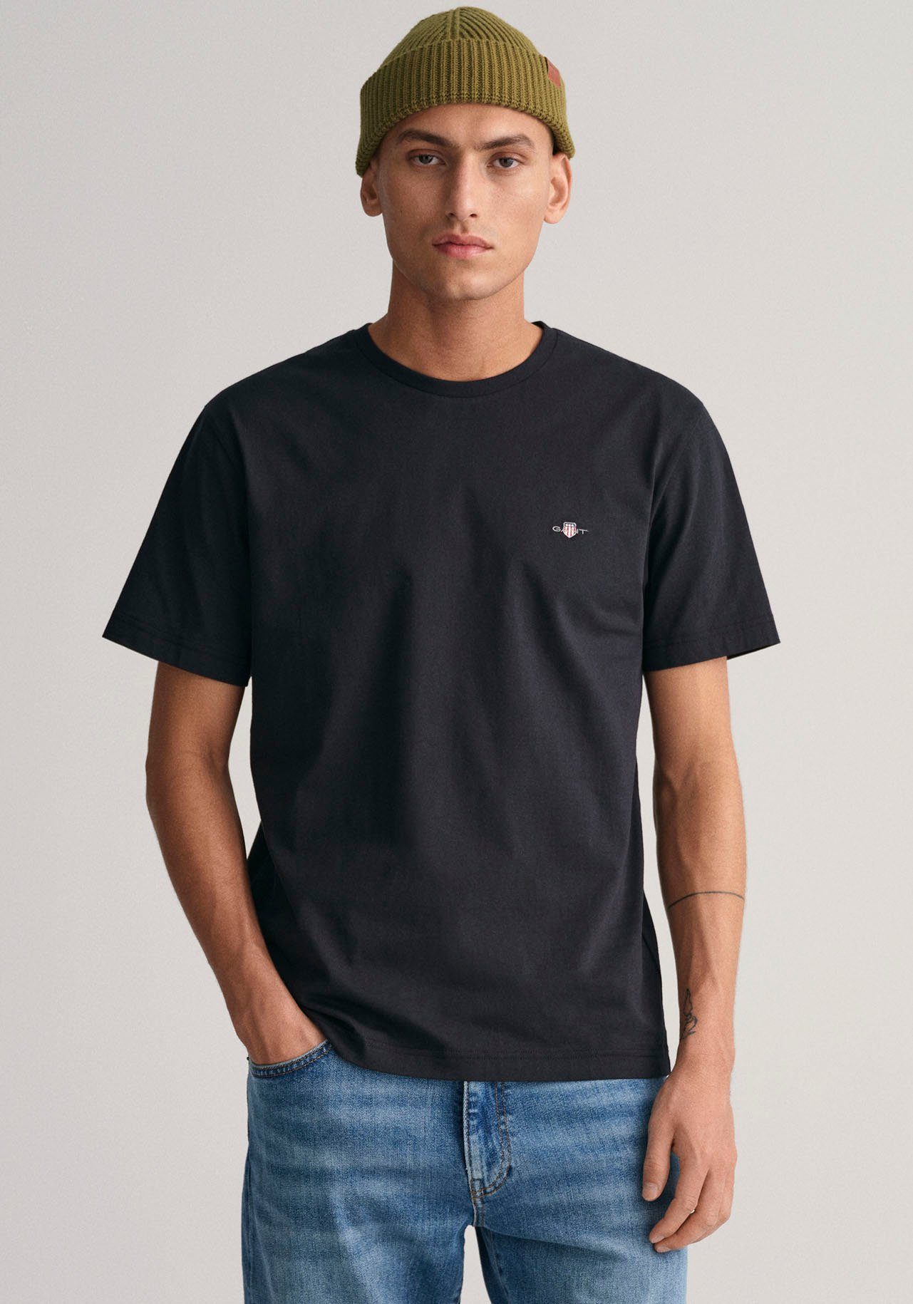 gant t-shirt reg shield ss t-shirt met logoborduursel op borsthoogte zwart
