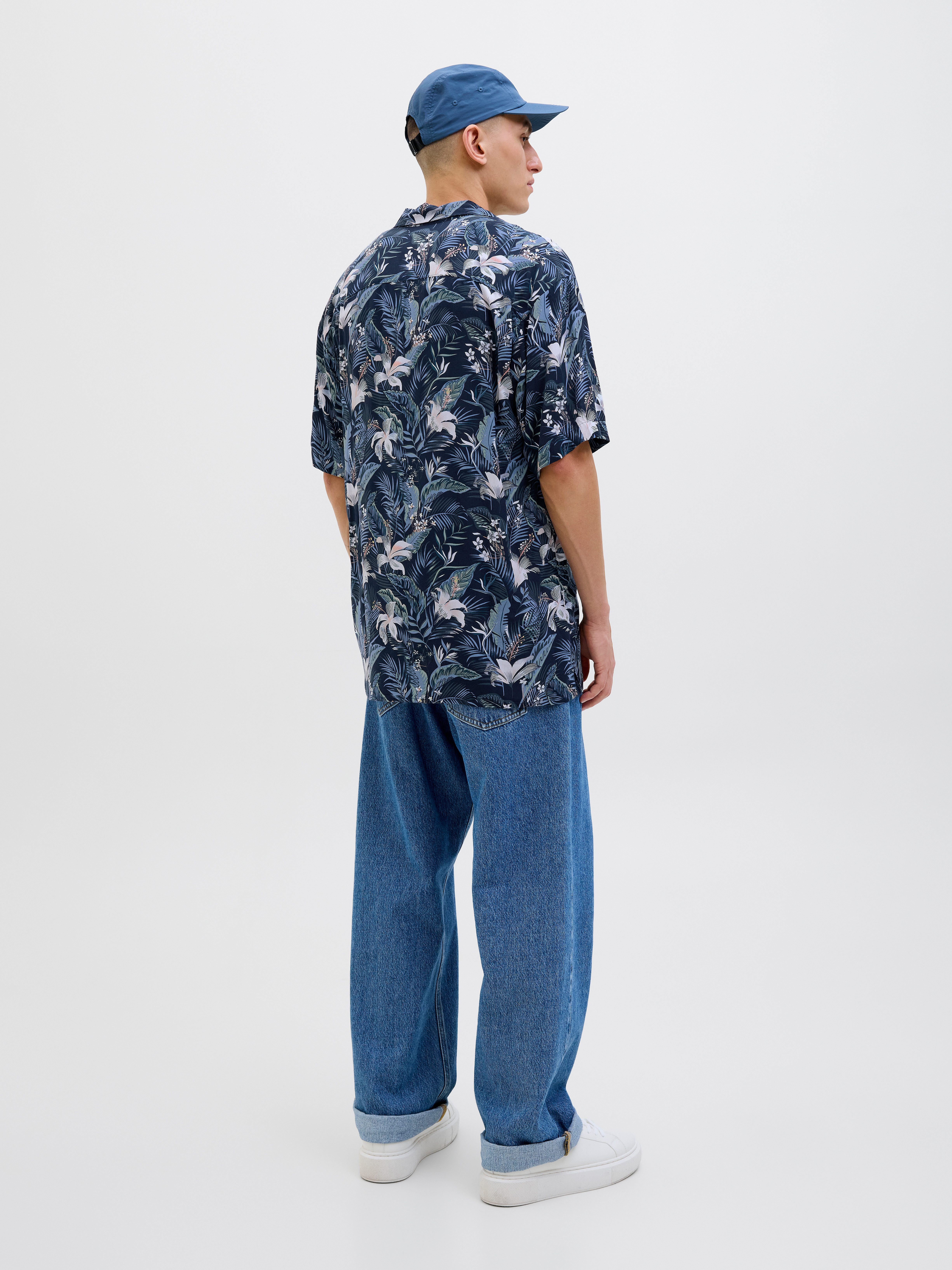 Jack & Jones Overhemd met korte mouwen JJEJEFF TROPICAL AOP RESORT SHIRT SS SN