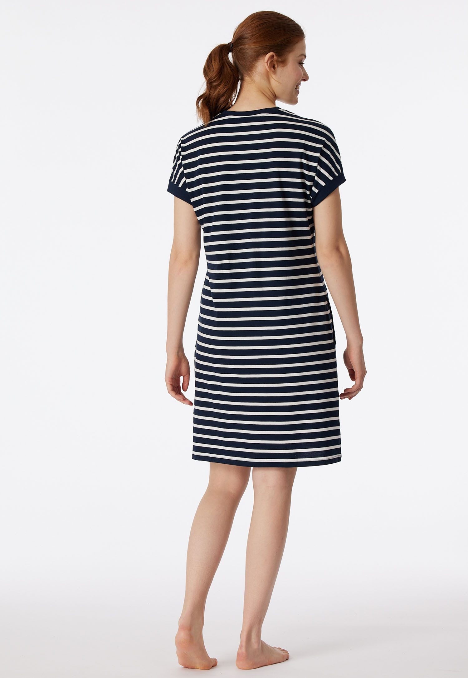 Schiesser Nachthemd Casual Essentials met garen-geverfde strepen en sportieve zakken