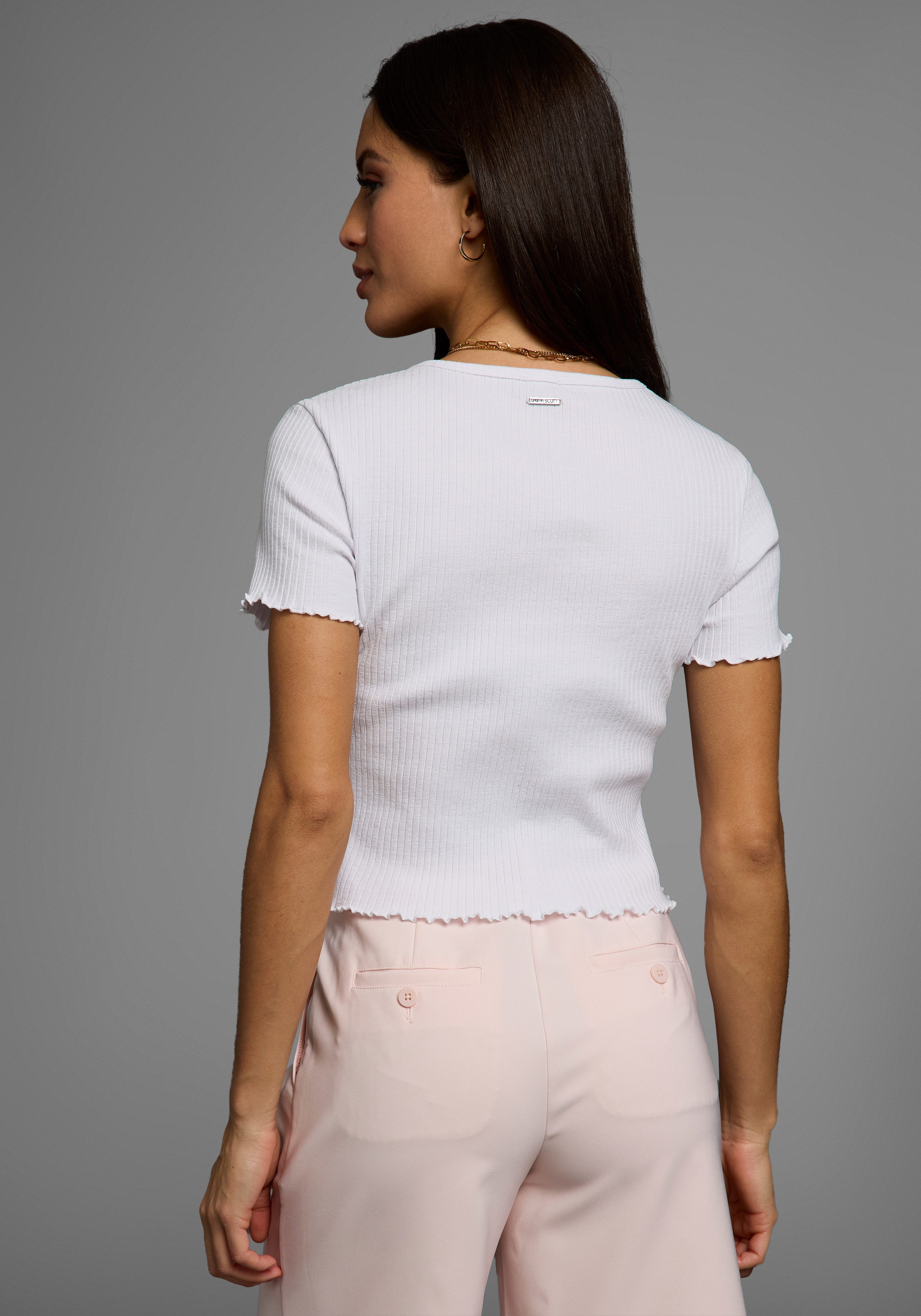Laura Scott Shirt met korte mouwen met golvende zoom