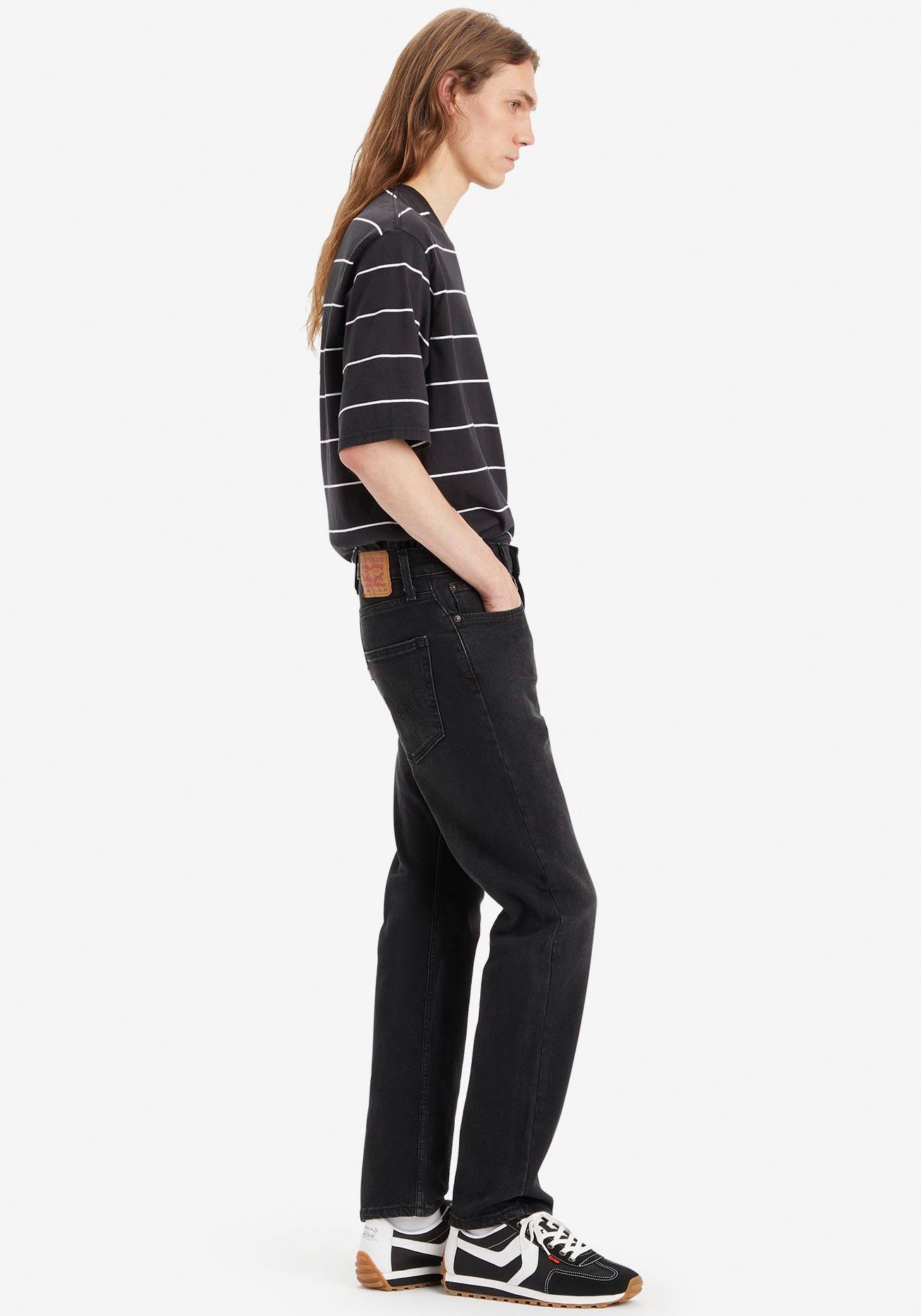 Levi's Tapered jeans 502 TAPER in een elegante moderne stijl