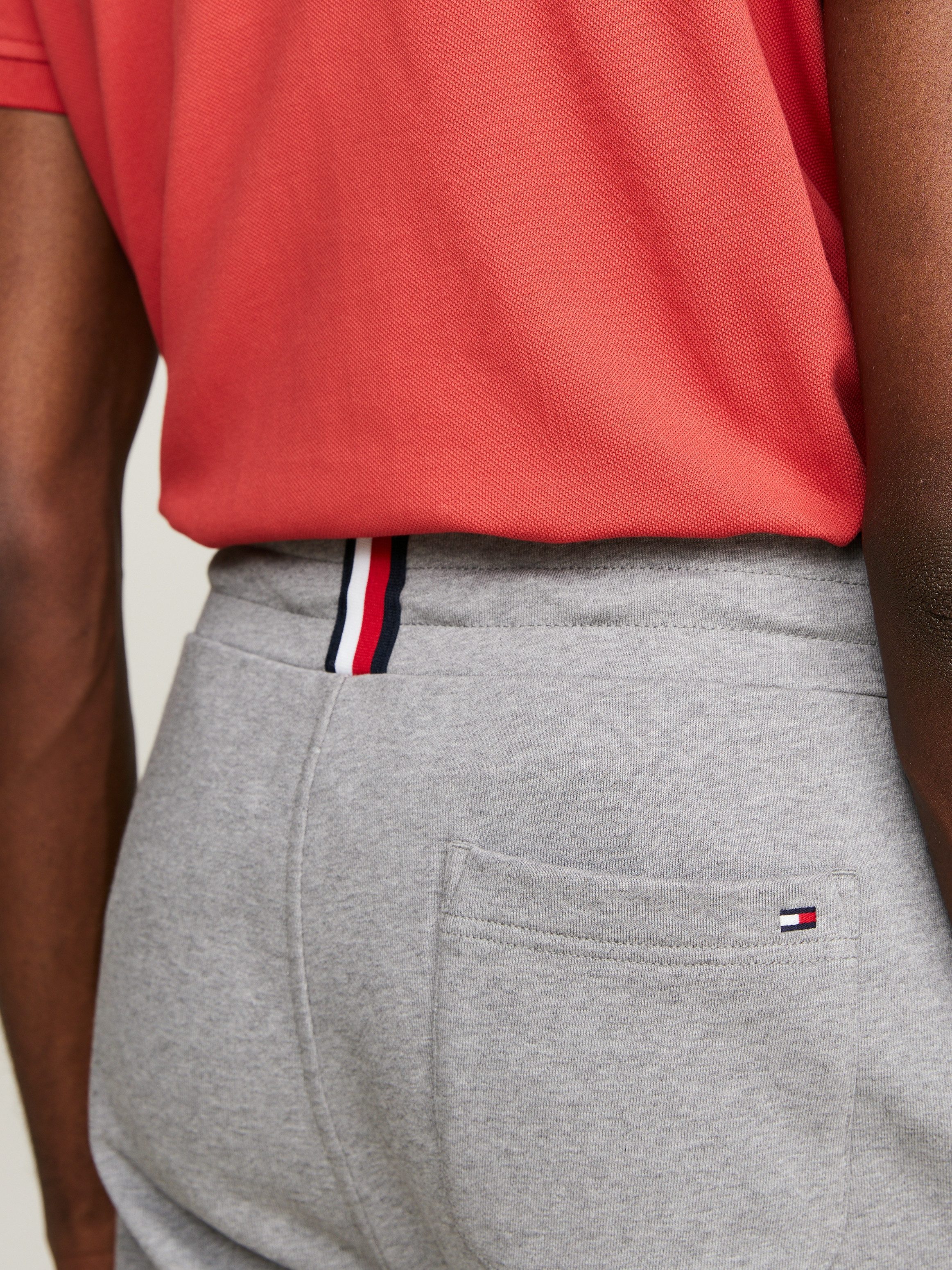 Tommy Hilfiger Sweatbroek BASIC BRANDED SWEATPANTS met groot tommy hilfiger opschrift