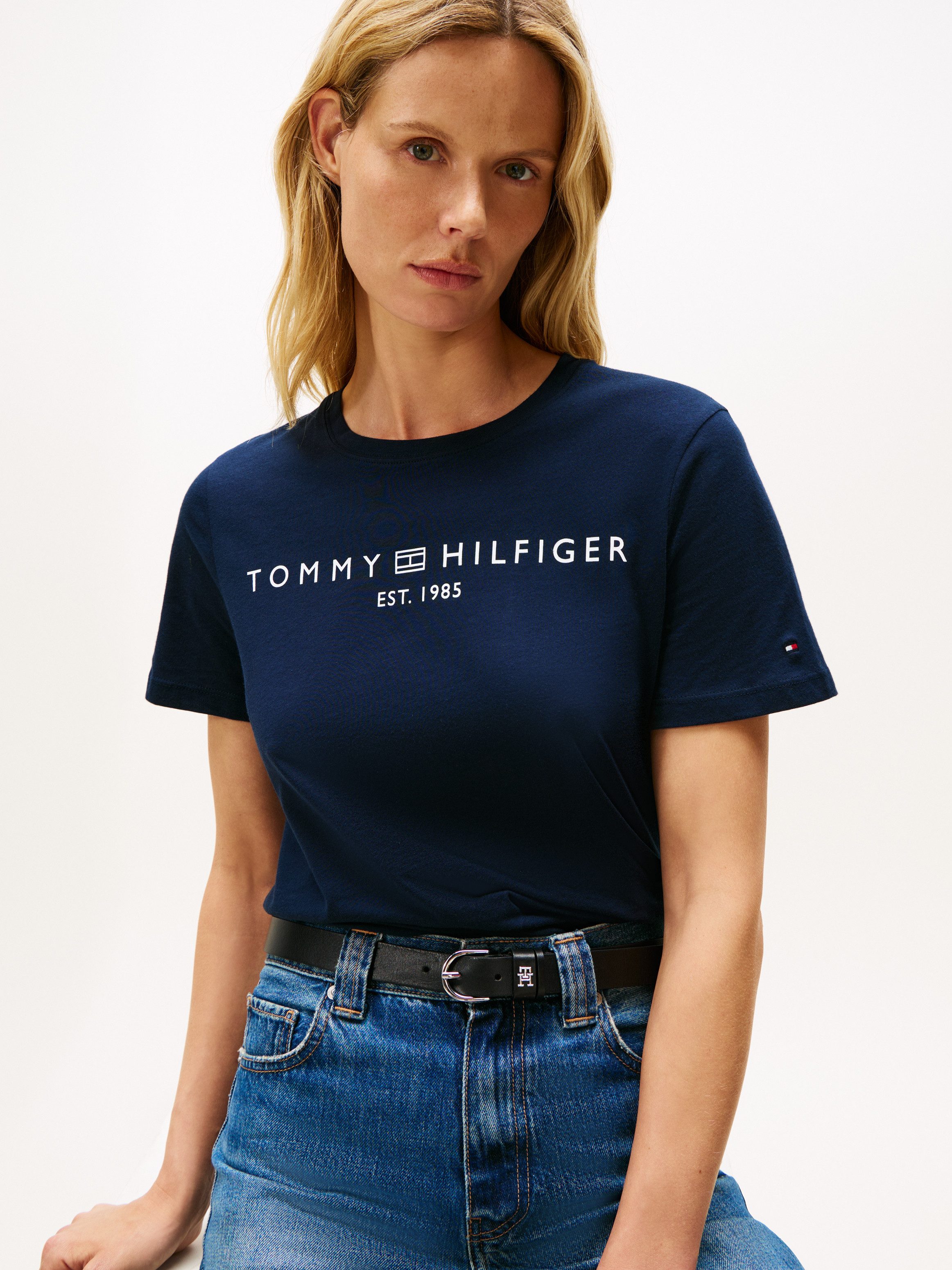 Tommy Hilfiger T-shirt REG CORP LOGO C-NK SS met een logo-opschrift